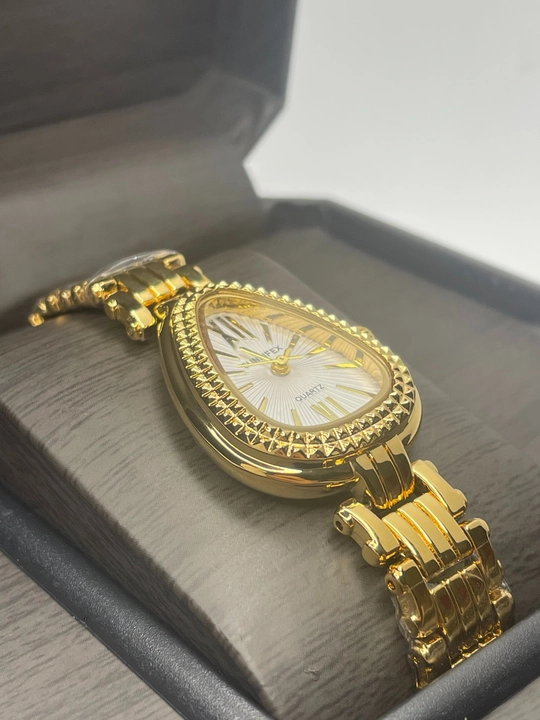 Женские наручные часы BVLGARI на любой стиль, в подарочной упаковке