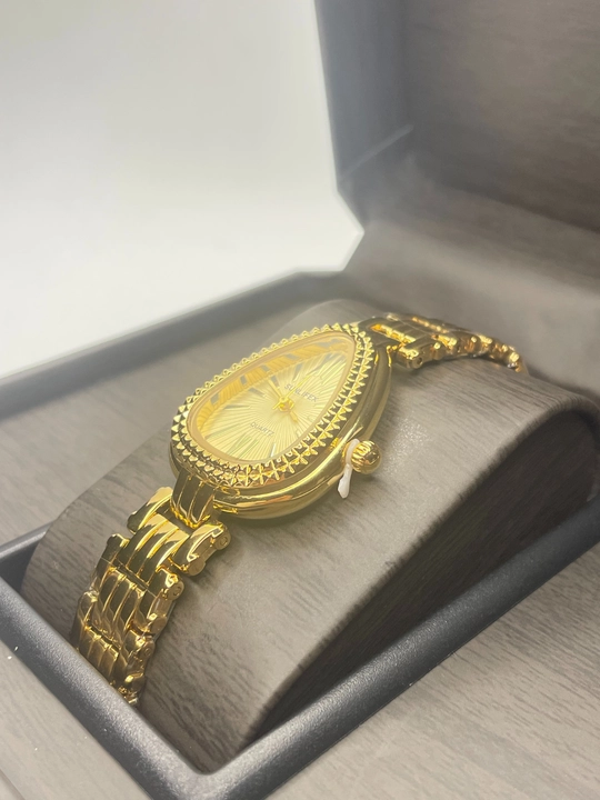 Женские наручные часы BVLGARI на любой стиль, в подарочной упаковке