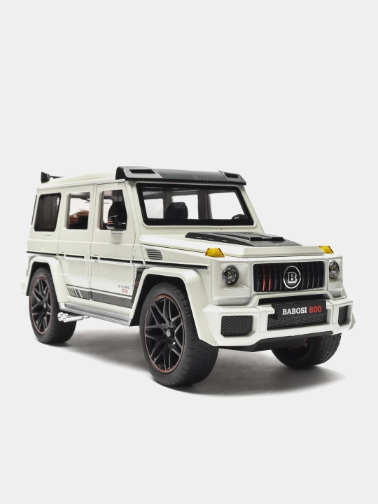 Металлический игрушечный автомобиль Mercedes Benz BRABUS G800 1:18, со звуком, светом и дымом