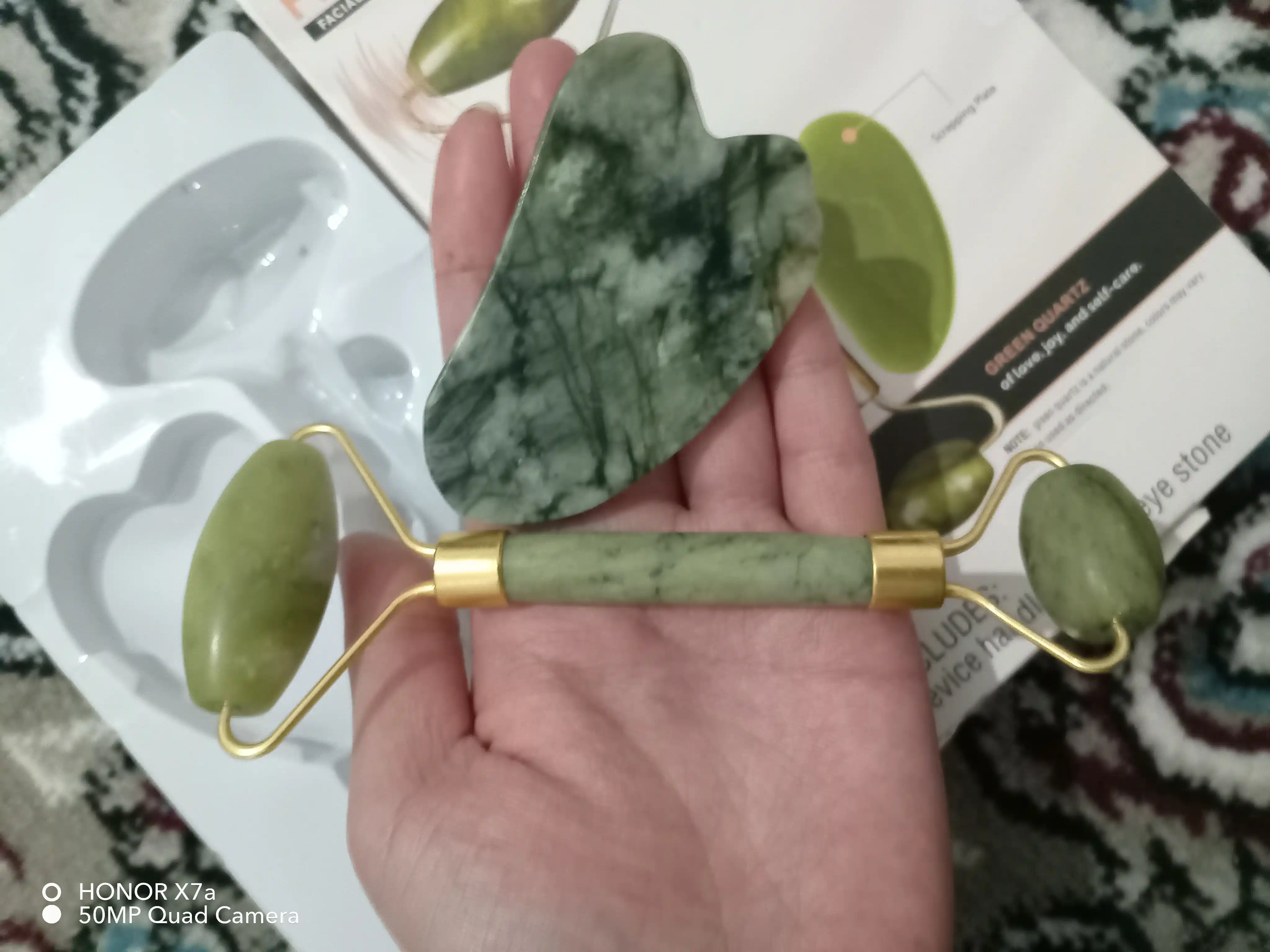 Massaj roliki va guash qirg'ich, yuz va tana uchun, 2 tasi 1 da