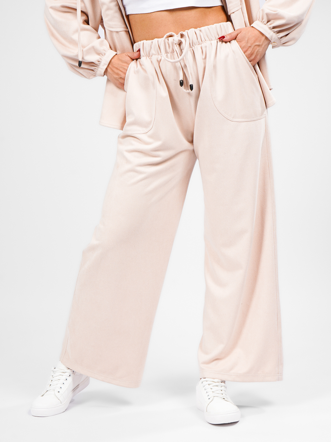 Xotinimning mushukida