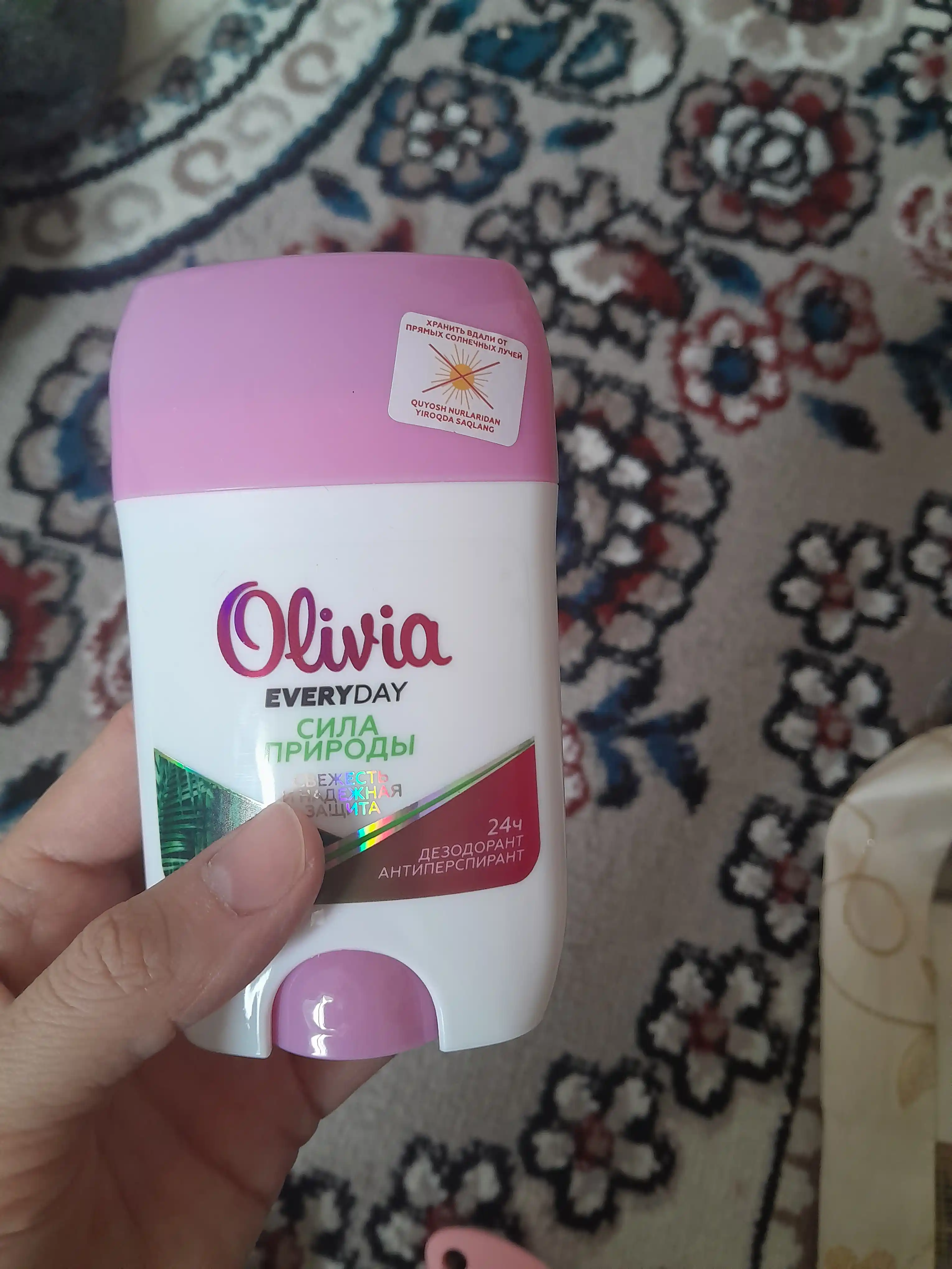 Ayollar uchun antiperspirant dezodorant tayoq Olivia Everyday Tabiatning kuchi, 50 g