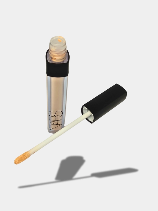 Mayda ajinlar va boshqa kamchiliklarni yashirish uchun-NARS Radiant Creamy Concealer, 6 ml