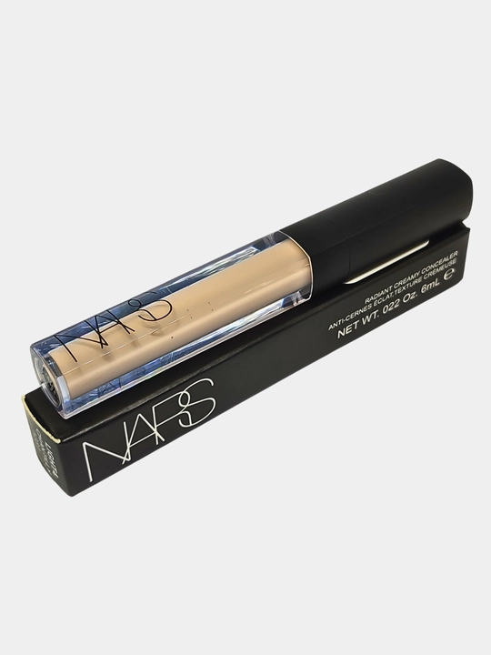 Mayda ajinlar va boshqa kamchiliklarni yashirish uchun-NARS Radiant Creamy Concealer, 6 ml