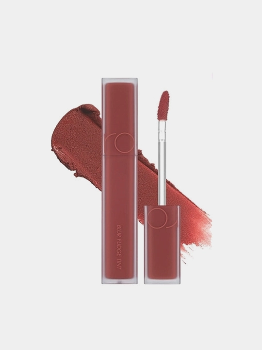 Blyur effektli lab uchun mat tint Rom&nd Blur Fudge Tint