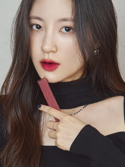 Матовый тинт для губ с блюр эффектом Rom&nd Blur Fudge Tint