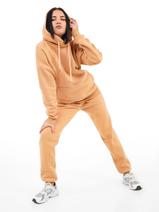 Ayollar Sport kostyumi, oversize, turmagi bilan