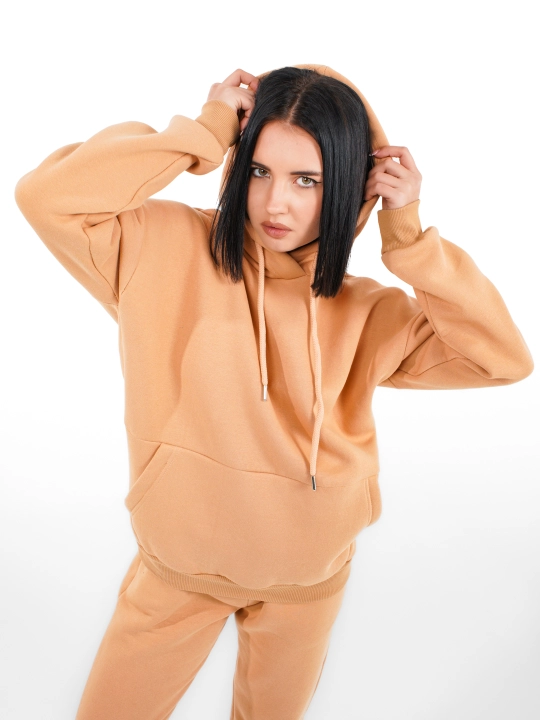Ayollar Sport kostyumi, oversize, turmagi bilan