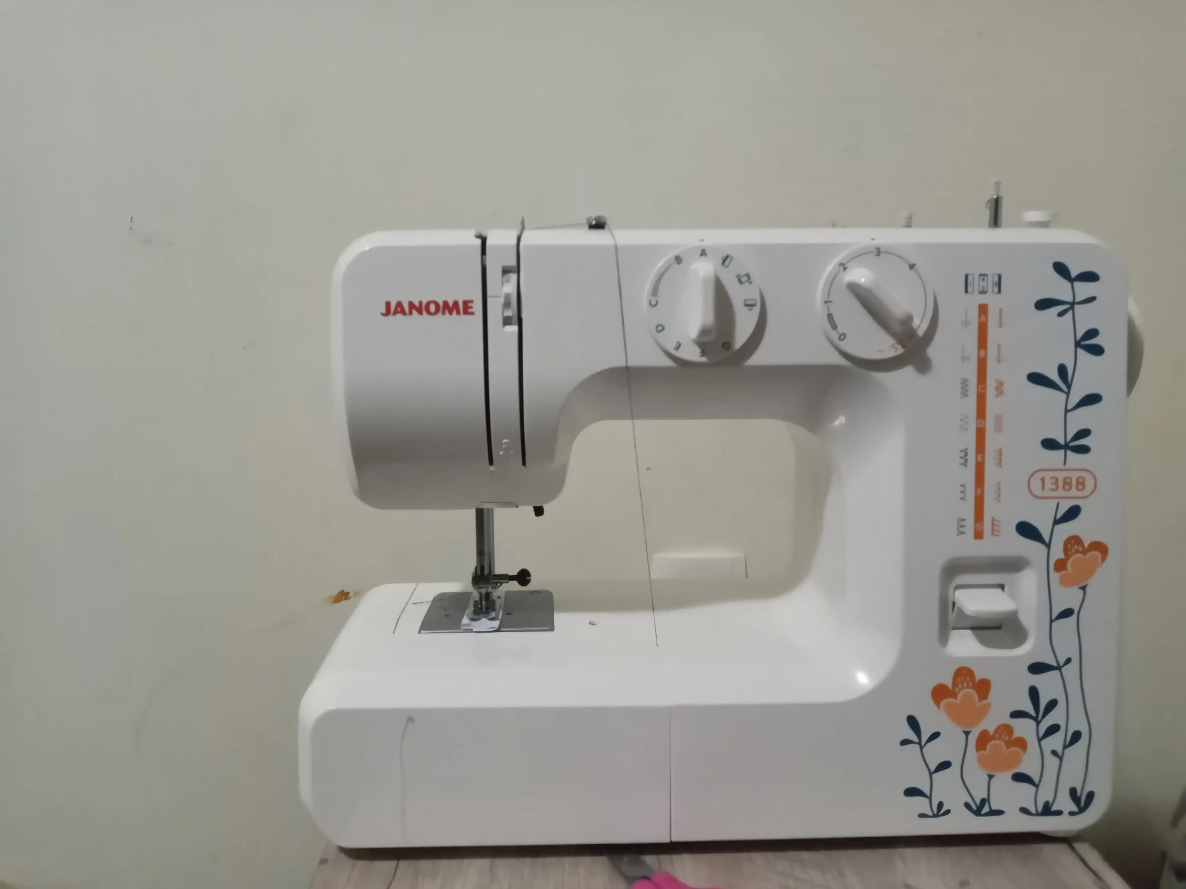 Швейная машина Janome 1388