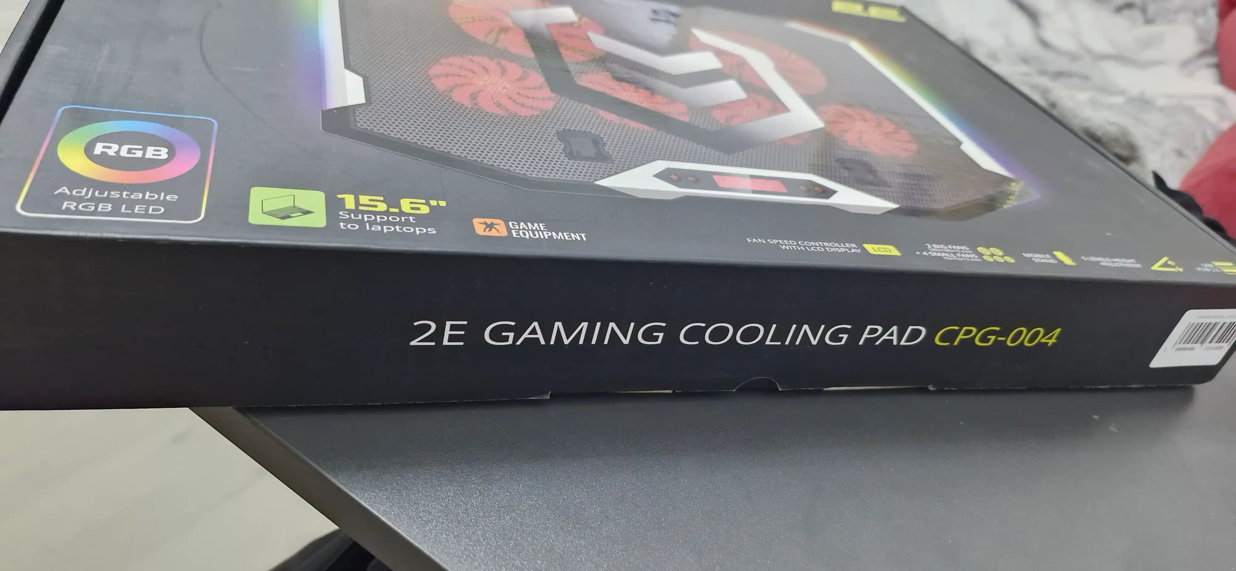 2E GAMING sovutgichli noutbuk tagligi, 14"-17.3," LED yoritgich, kuchli