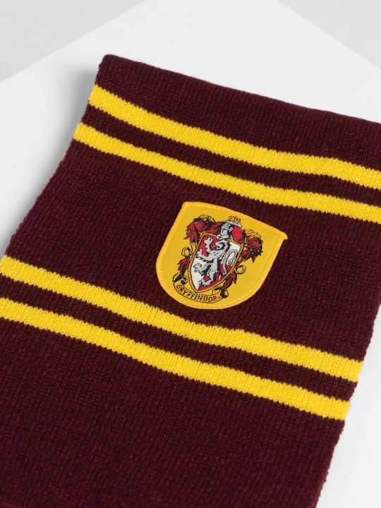 Griffindor va Slizerin sharfi Garri Potterdan