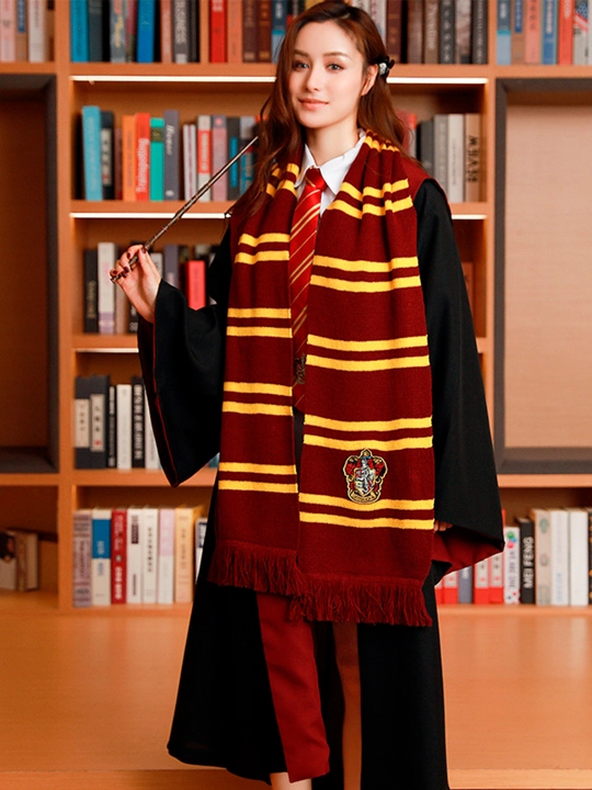 Griffindor va Slizerin sharfi Garri Potterdan