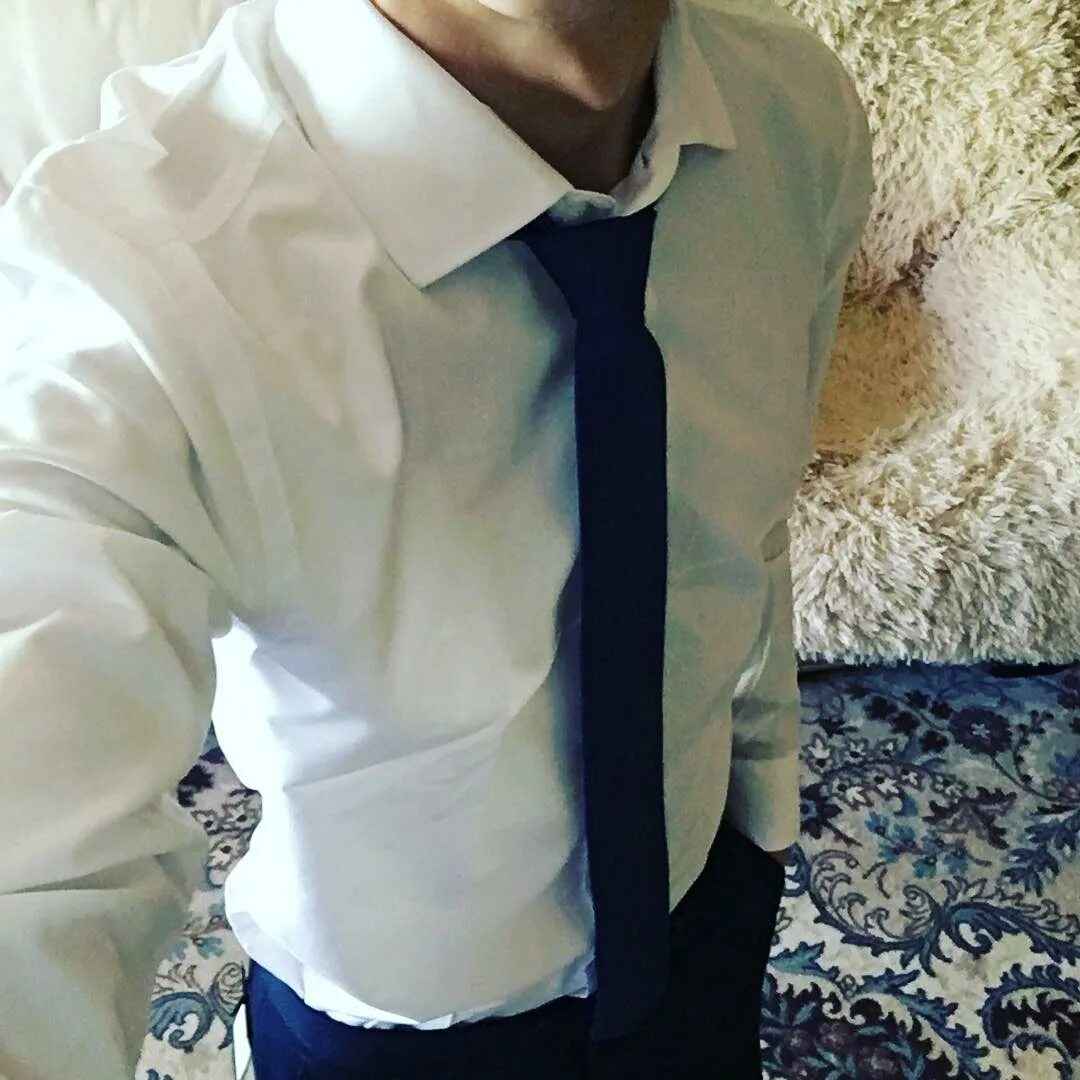 Seks pushti shaffof panties va binafsha sutyen