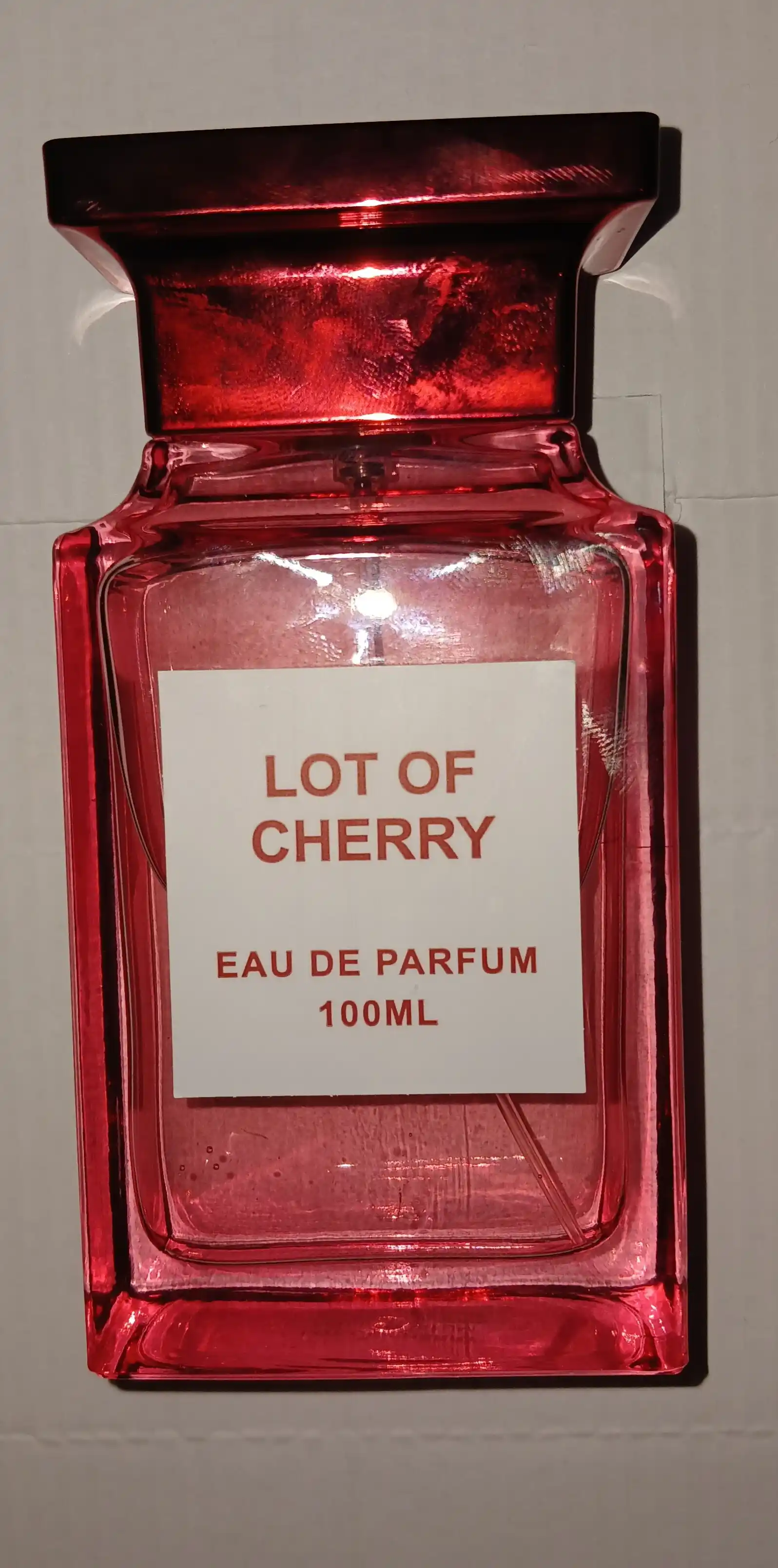 Ayollar parfyum suvi Tom Ford Lost Cherry