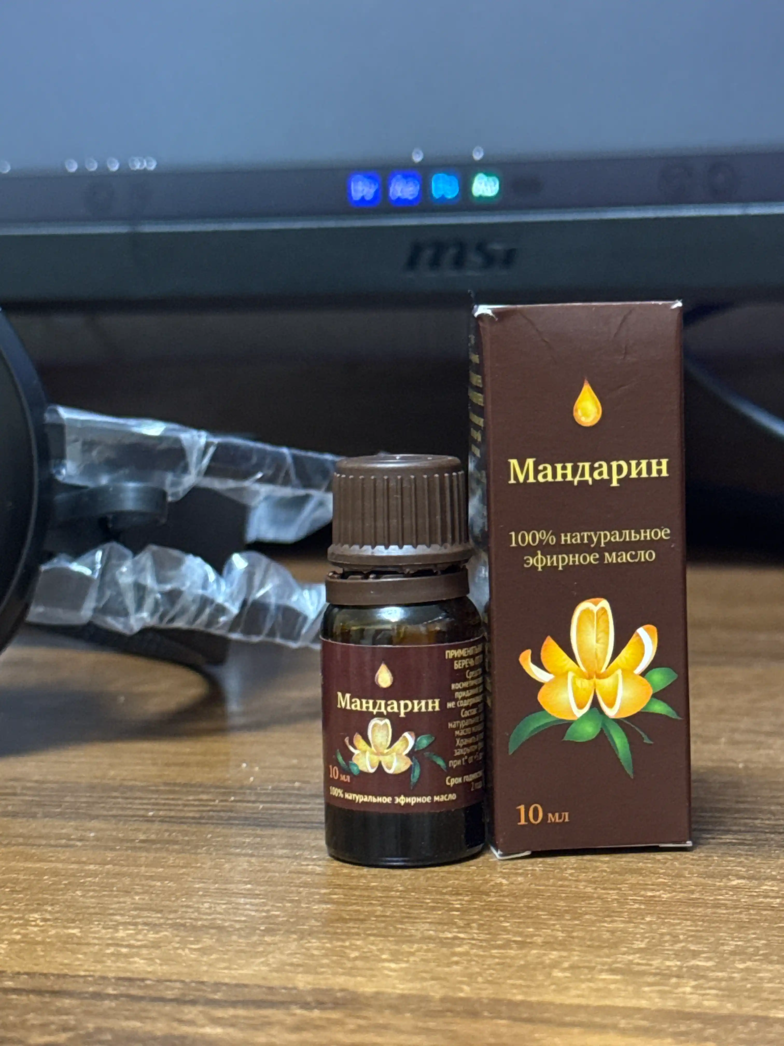 Efir moyi, zanjabil, yalpiz, limon, archa, qarag'ay, mandarin, doljin, yasemin, bergamot