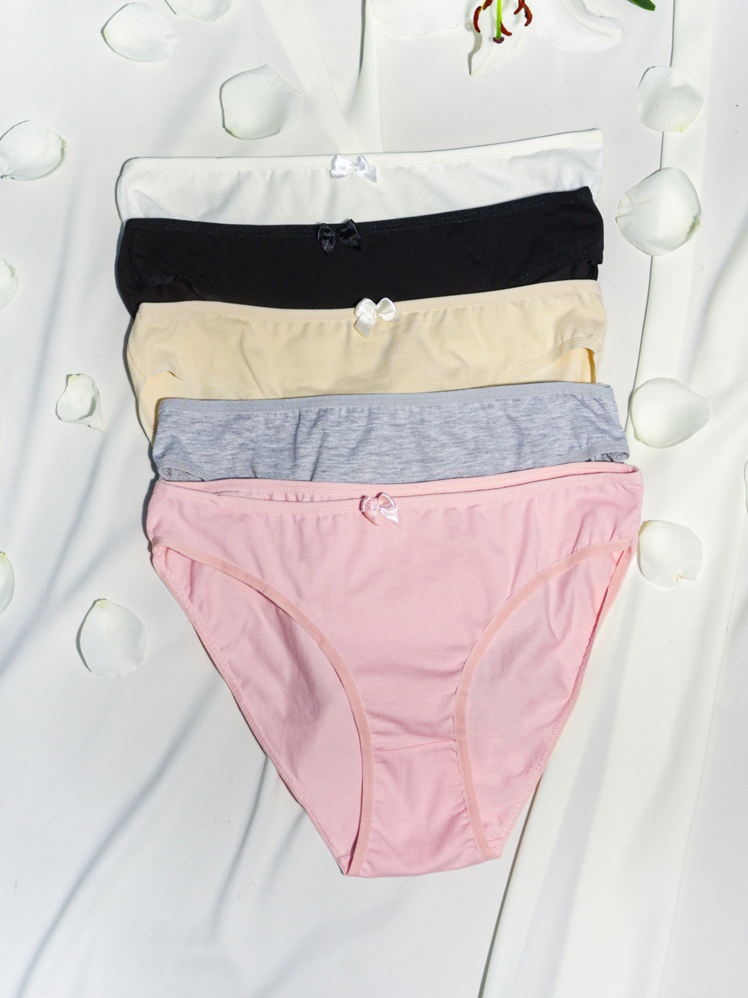 Yogli fotosuratlar bilan porno rasmlar