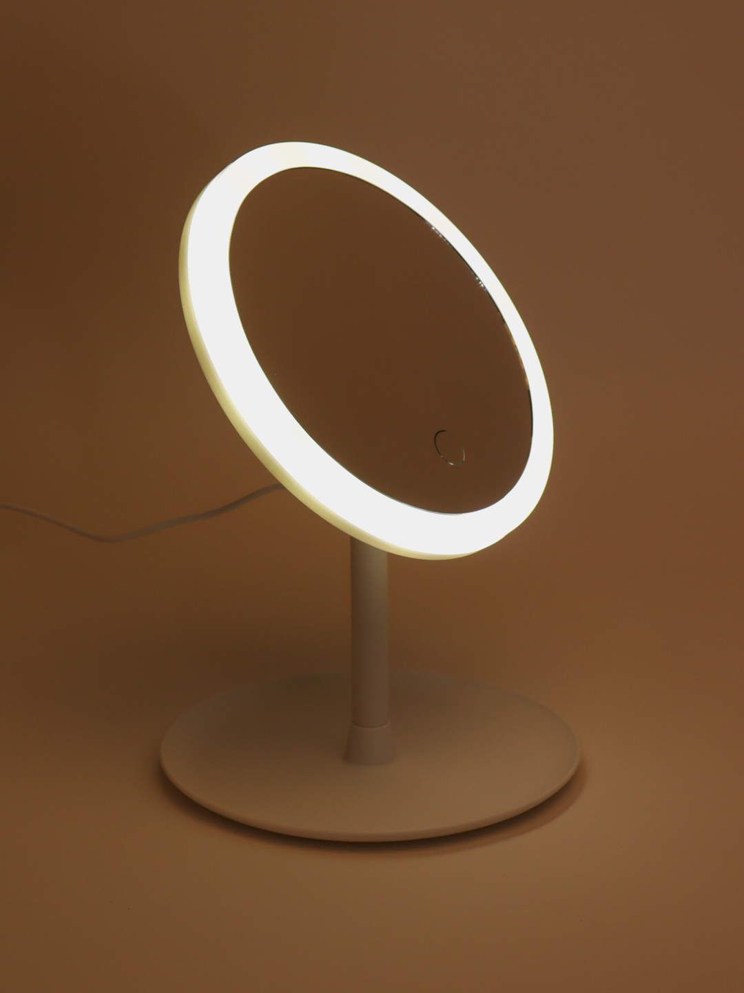 Ona va ogil oshxonada jinsiy aloqada