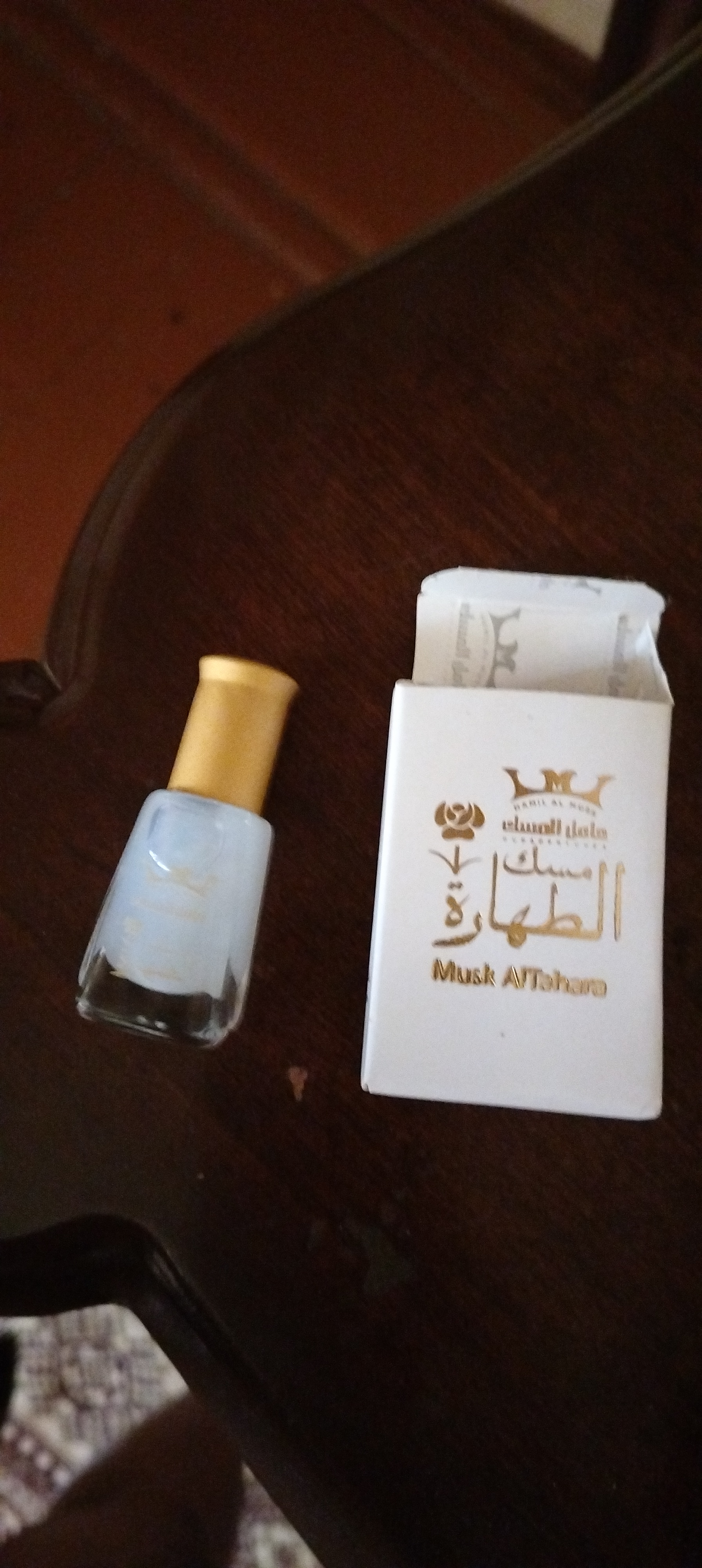 Yog'li atirlar Must Al Tahara, o'ziga xos hid va shifobaxsh xususiyatlarga ega, 6 ml
