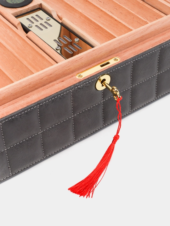 Хьюмидор Lubinski leather black