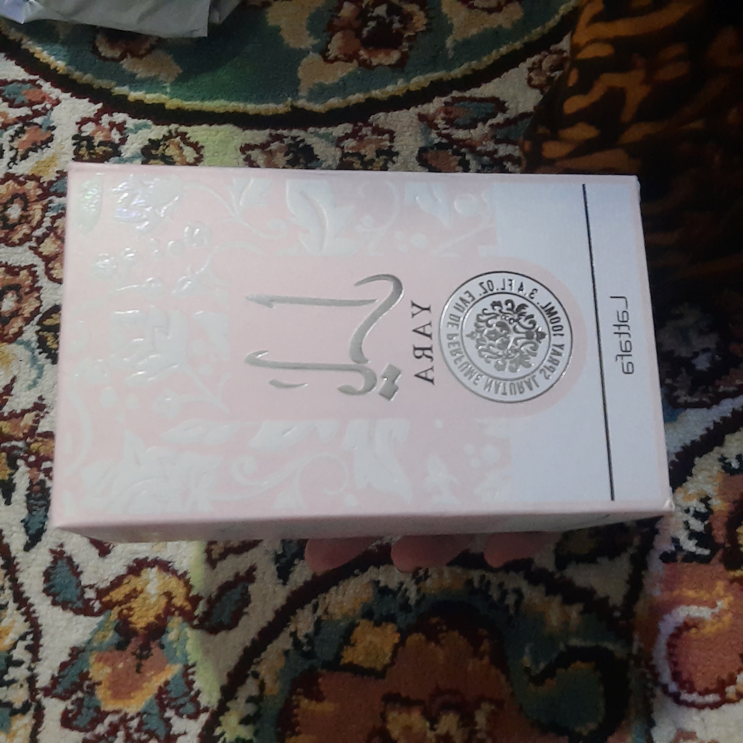 Ayollar uchun Lattafa YARA parfyumerlangan suvi, 100 ml