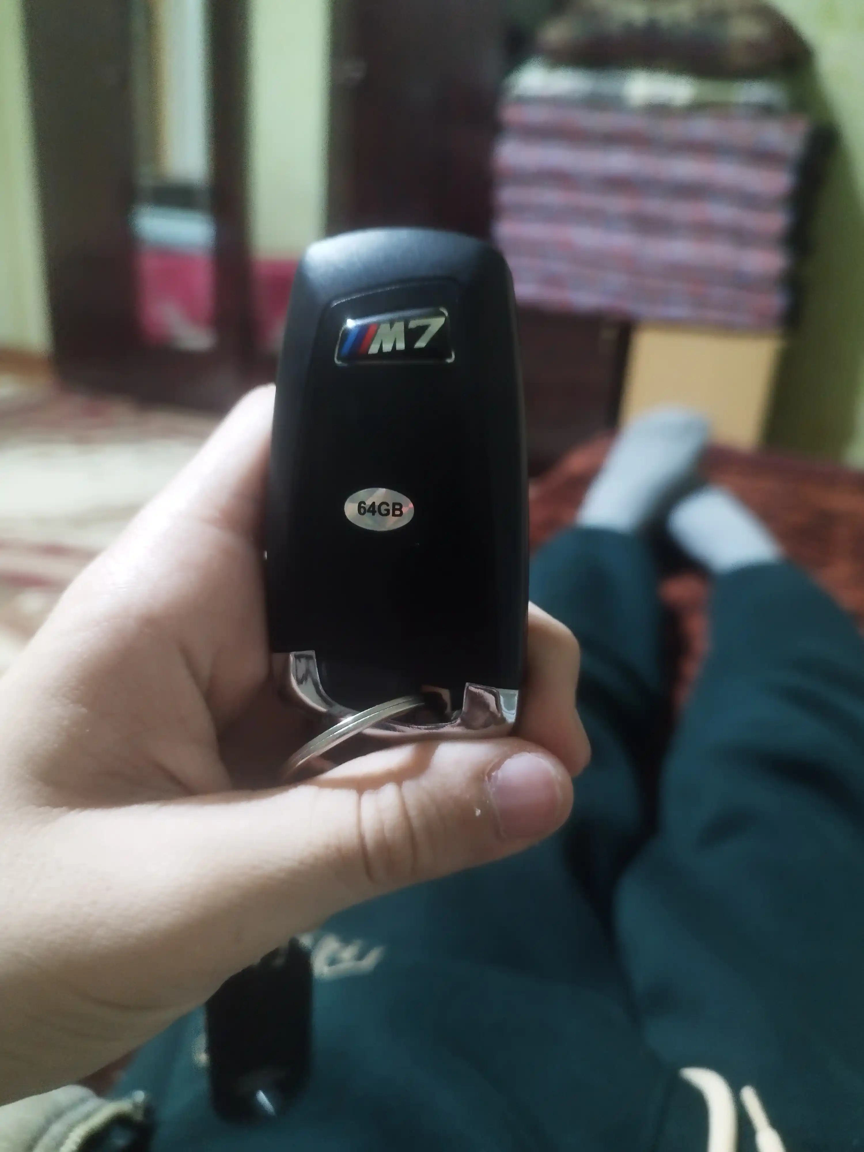 USB 3.2 32 GB, 64 GB, 128 GB fleshka, pult ko‘rinishida, shaxsiy kompyuter va avtomobil uchun tezkor xotira