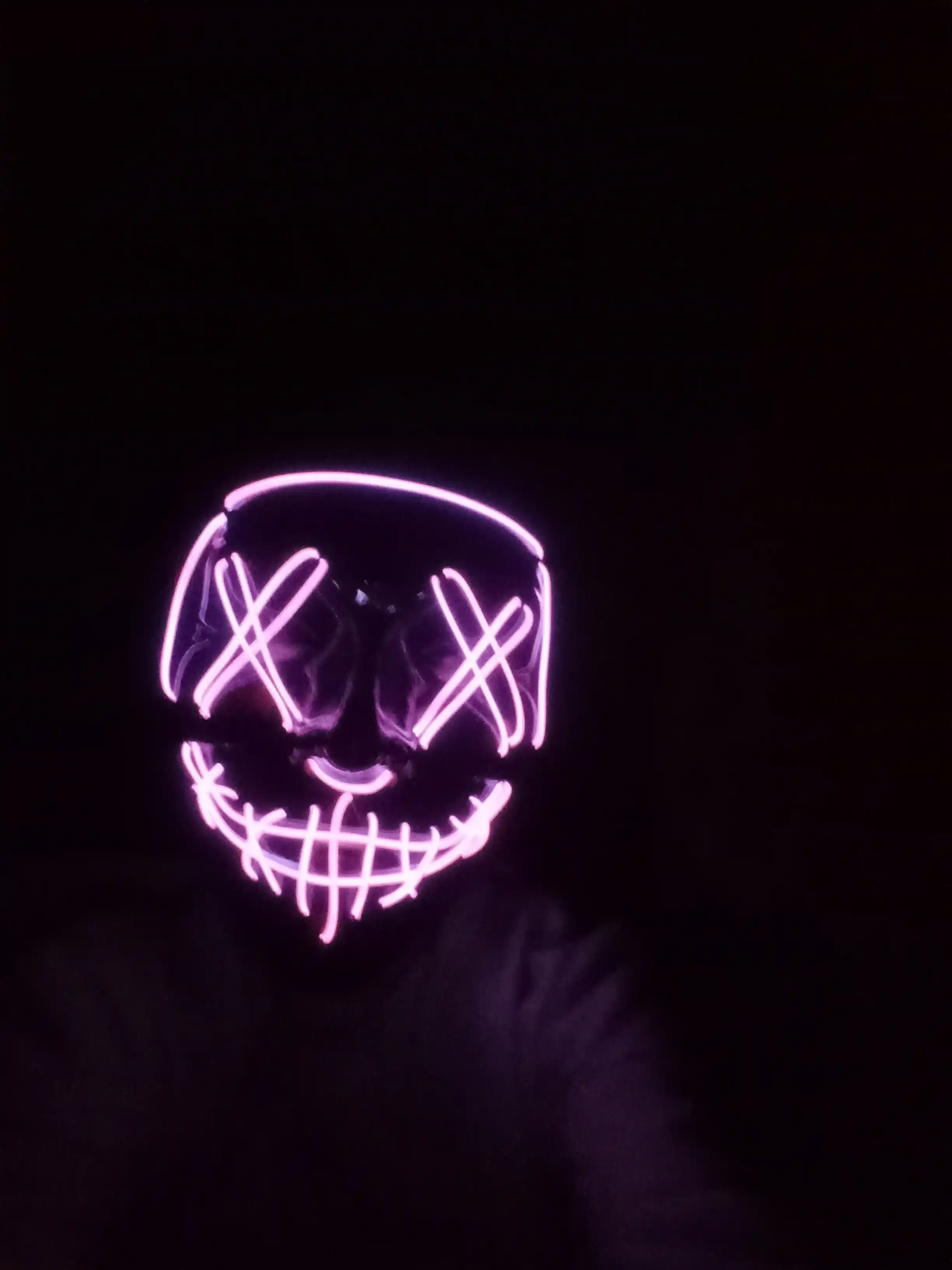 Yorqin, neon, karnaval niqobi