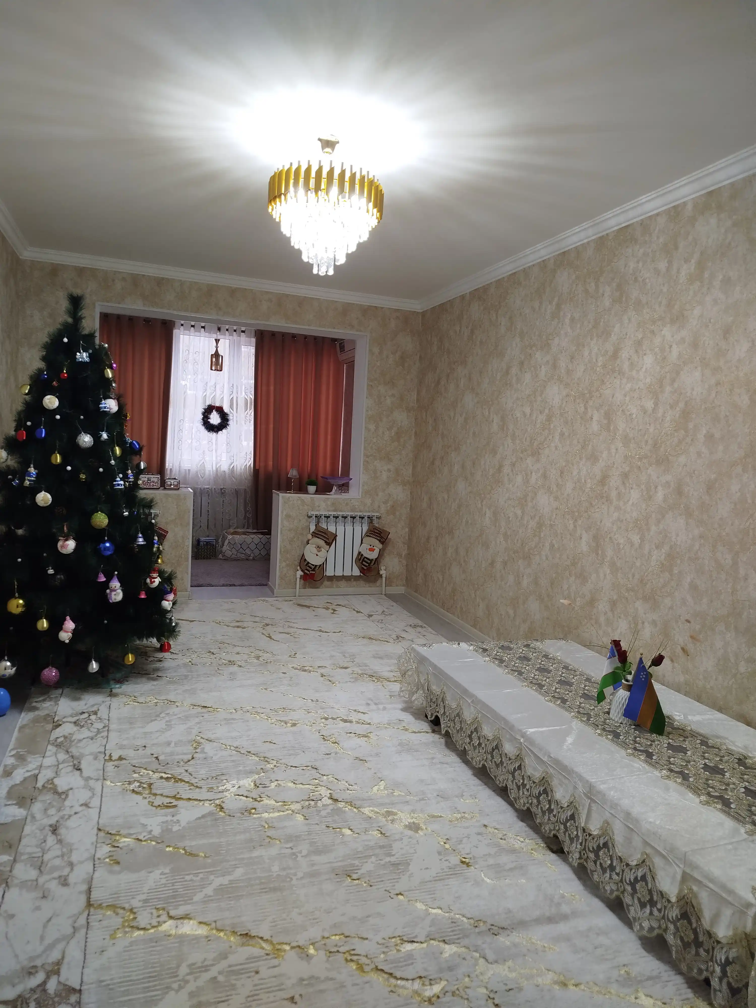 Premium qorli velur dasturxon oshxona, mehmonxona va bayram dasturxoni uchun
