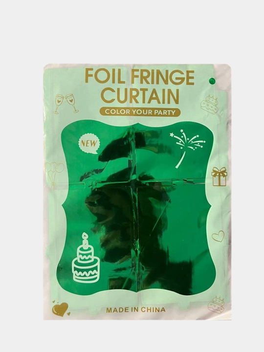 Folga materialidan katta kvadrat pardalar, tugilgan kun va dekoratsiyasi fotozonai 2x1 m