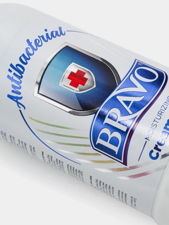 Жидкое крем-мыло для рук BRAVO Antibacterial, 300 мл