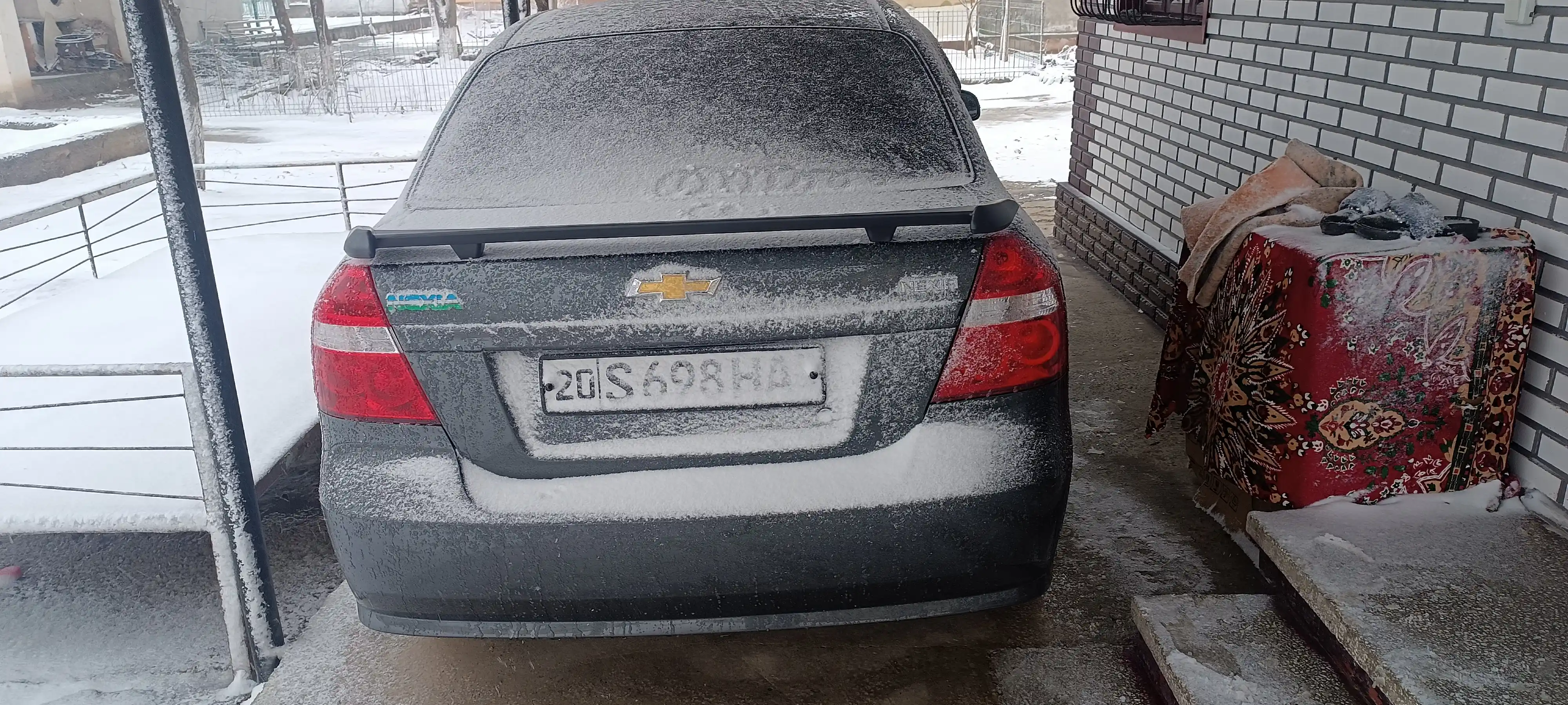 Cobalt, Lacetti, Nexia, Spark va Matiz uchun orqa bagaj spoyleri (universal va modelniy)