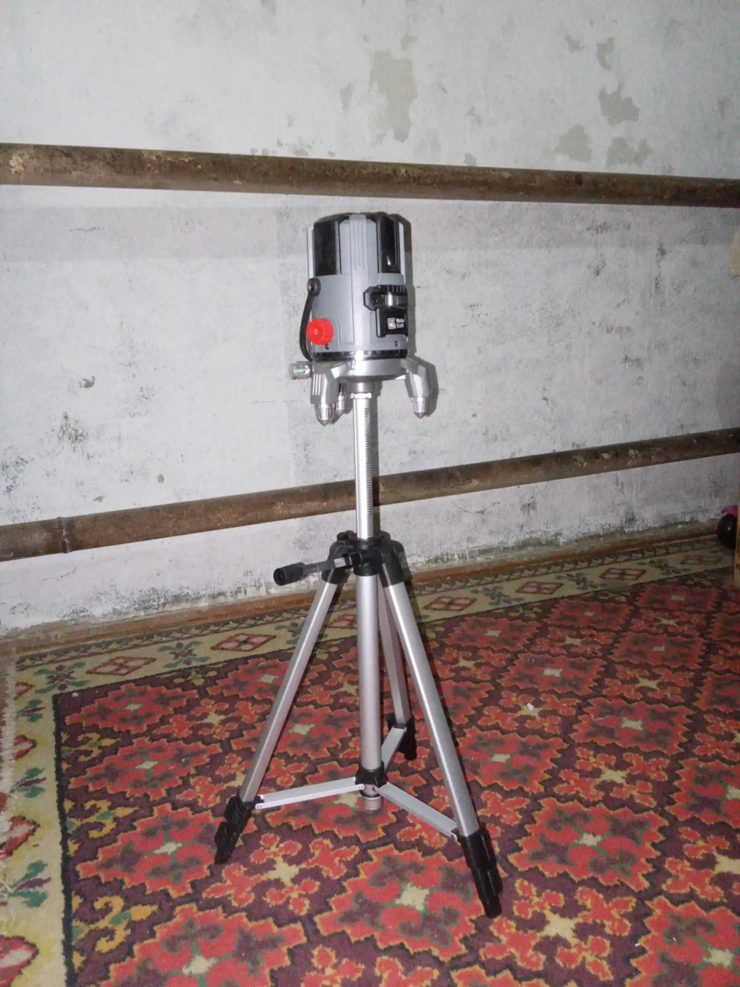 MATRIX lazer darajasi uchun shtativ, 1100 mm, 5/8"-1/4" adapter bilan, 35089