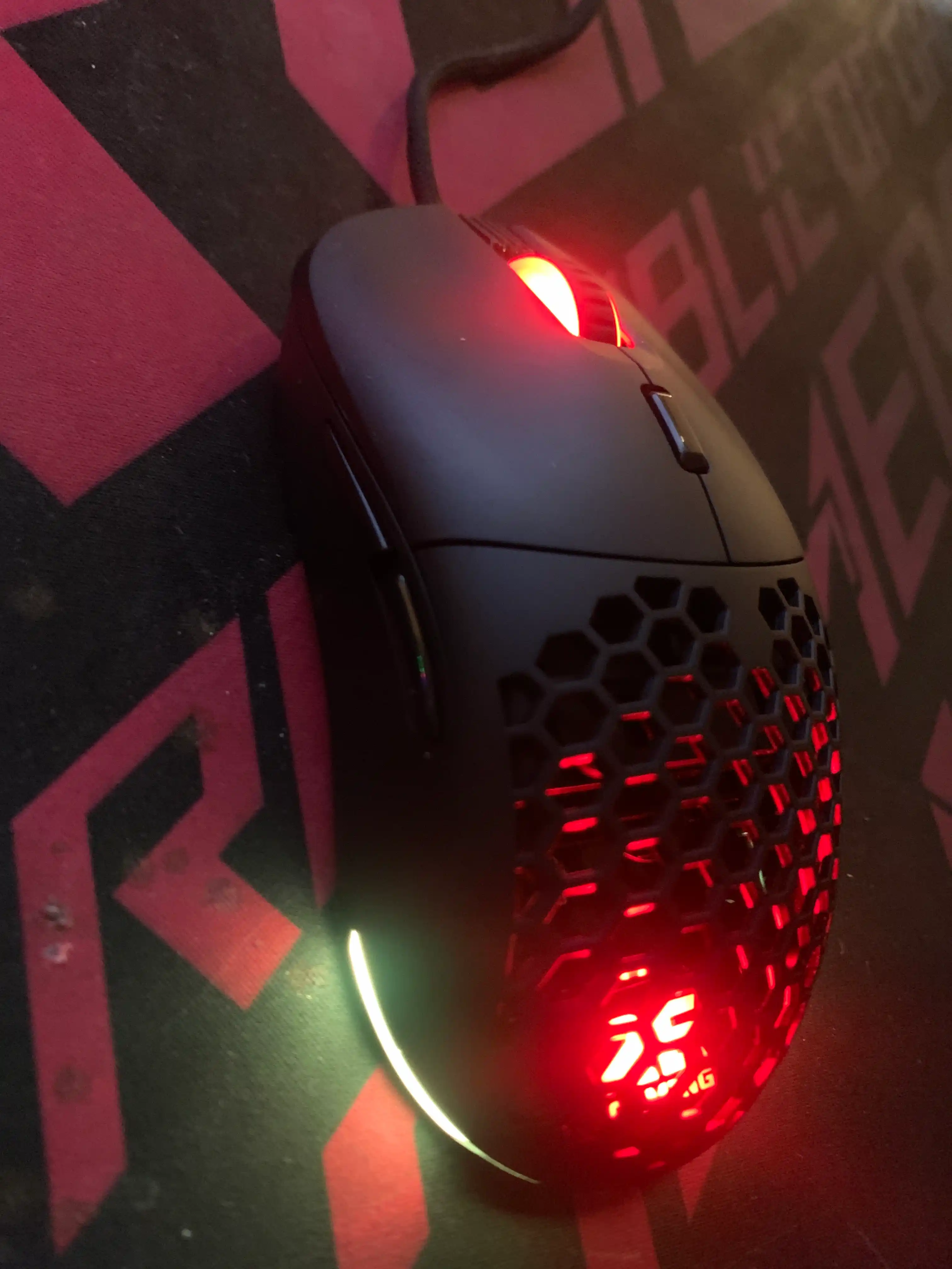 Simli o'yin sichqonchasi 2E GAMING HyperDrive Lite, RGB, ikki korpusli