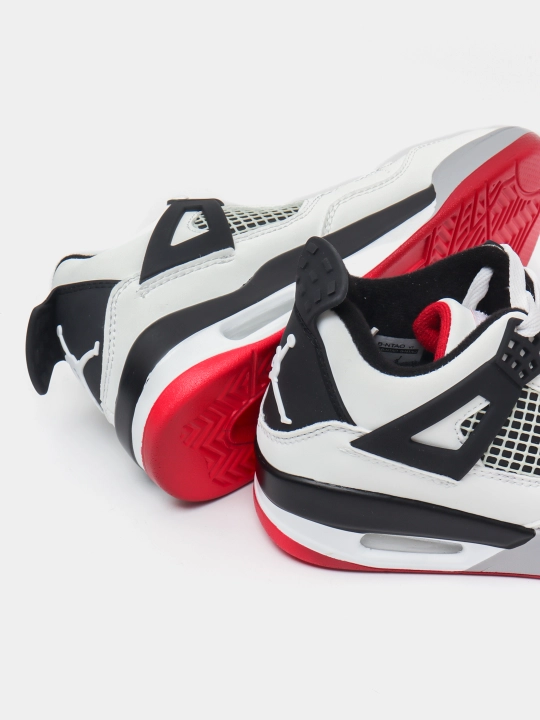 Erkaklar uchun krossovkalar Air jordan, bahor va yoz uchun