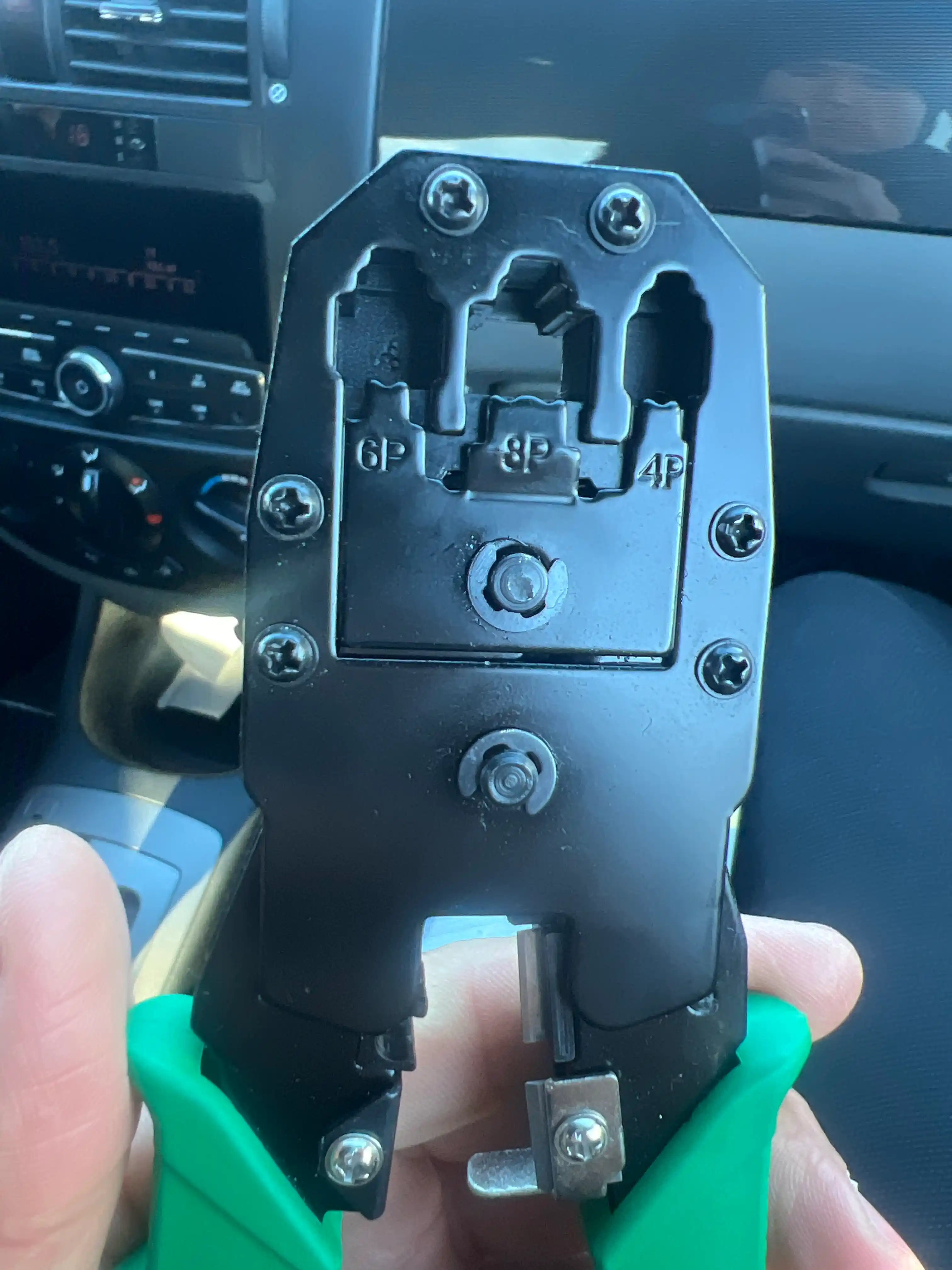 Simlar, kabellarni qisish uchun RJ-45, RJ-11, RJ-12 qisqich asboblari, krimper