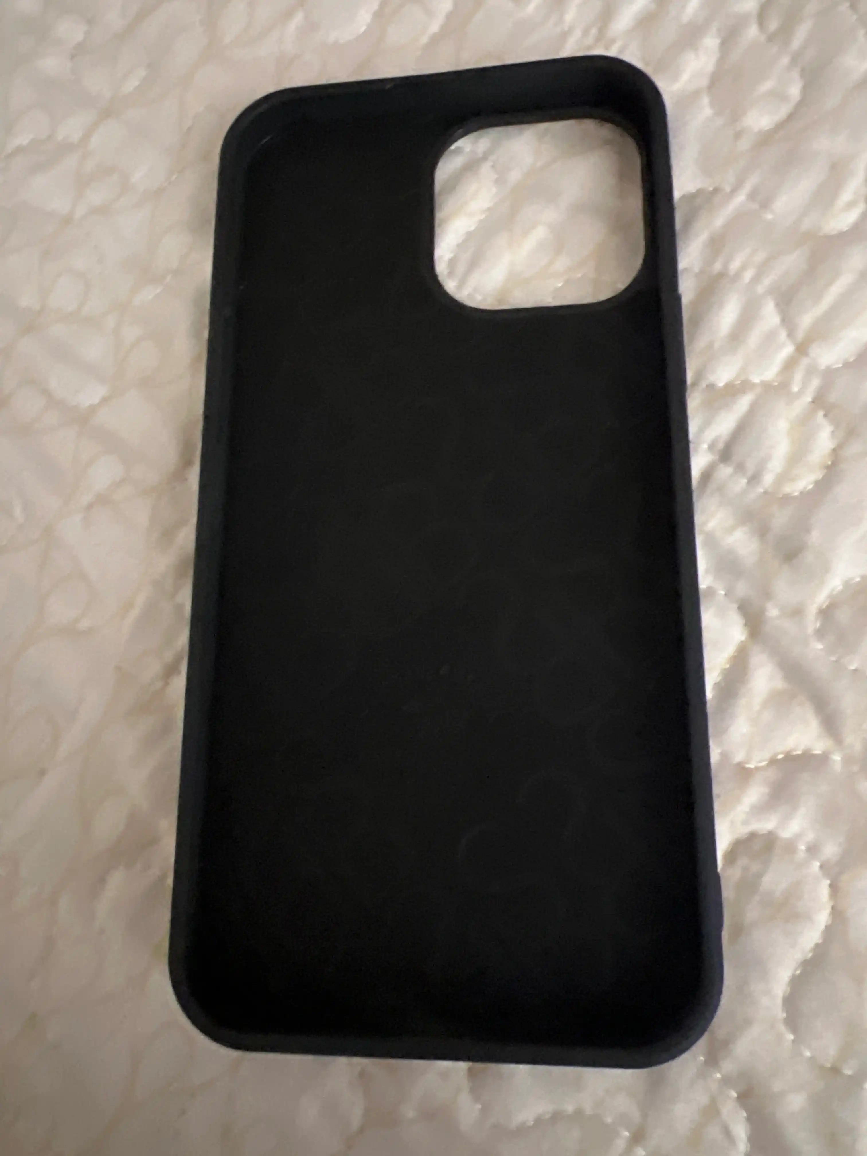 G'ilof iPhone 15, 14, 13, 12, 11 Pro/Pro Max uchun, ichki qismi barxatli, unisex, CaseLine