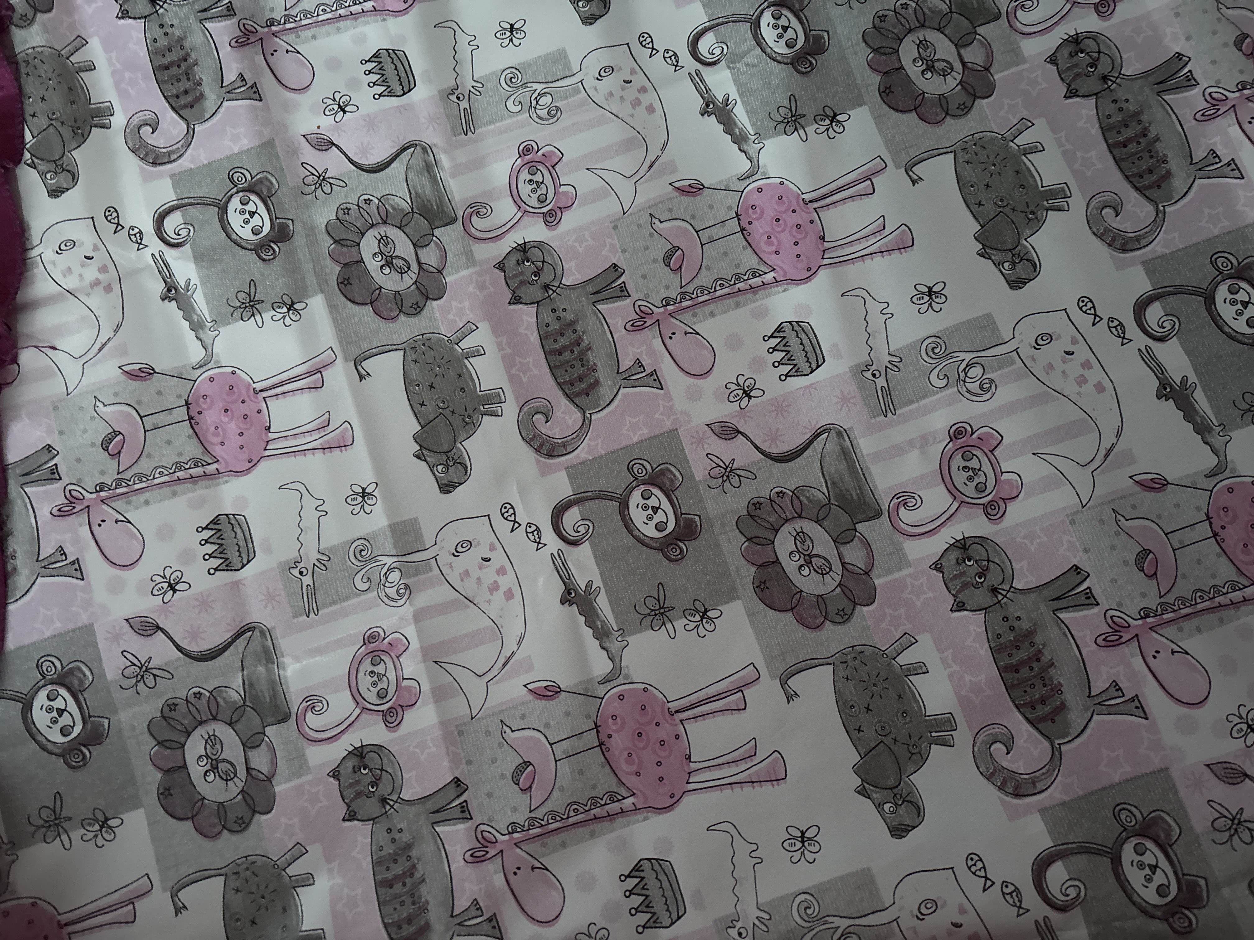 ROXY-KIDS Rezinkali karavotcha uchun suv o‘tkazmaydigan kleyonka 70x100 sm