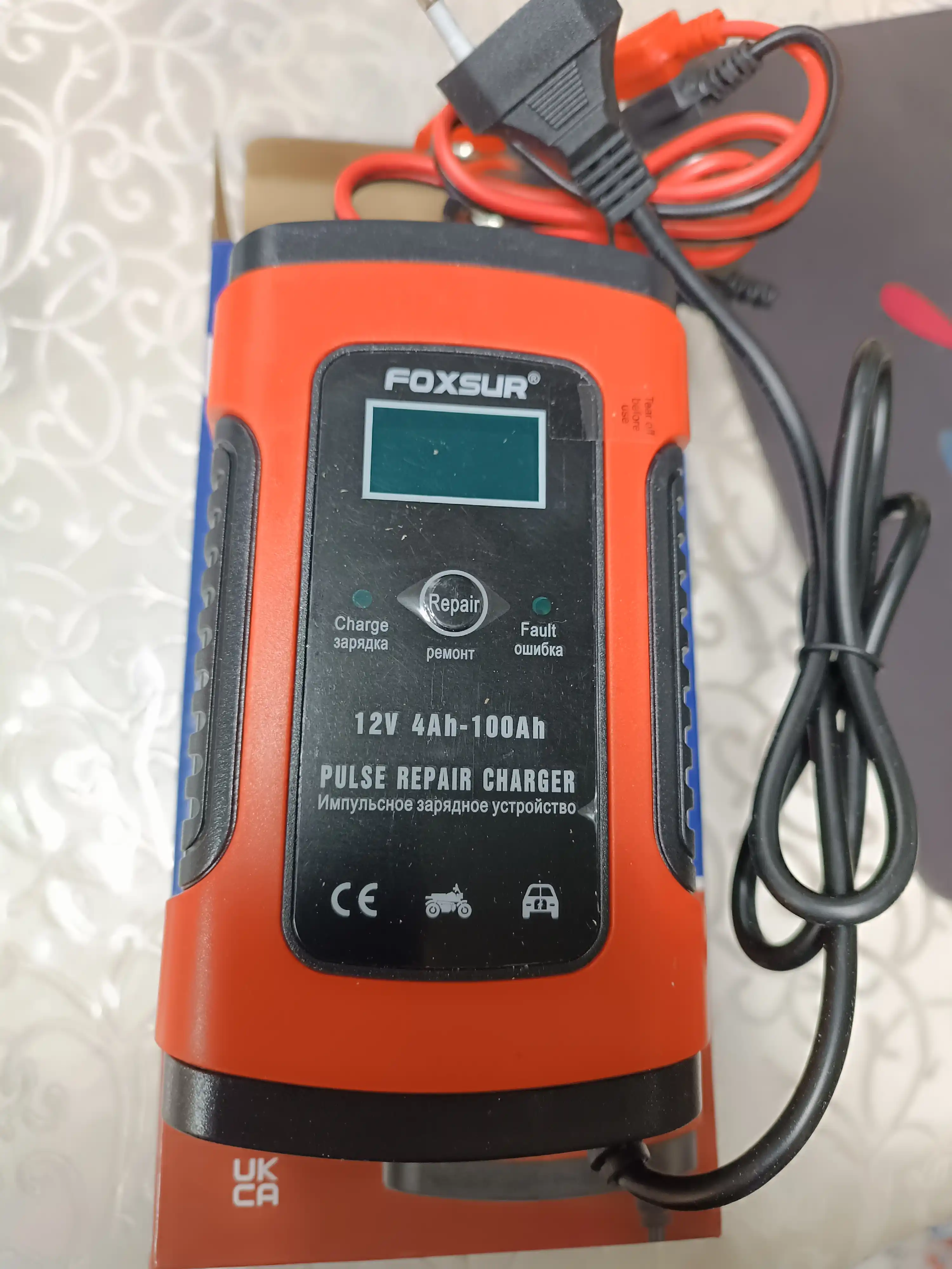 Зарядное устройство для аккумуляторов FOXSUR 12V- 5A,  для всех типов аккумуляторов