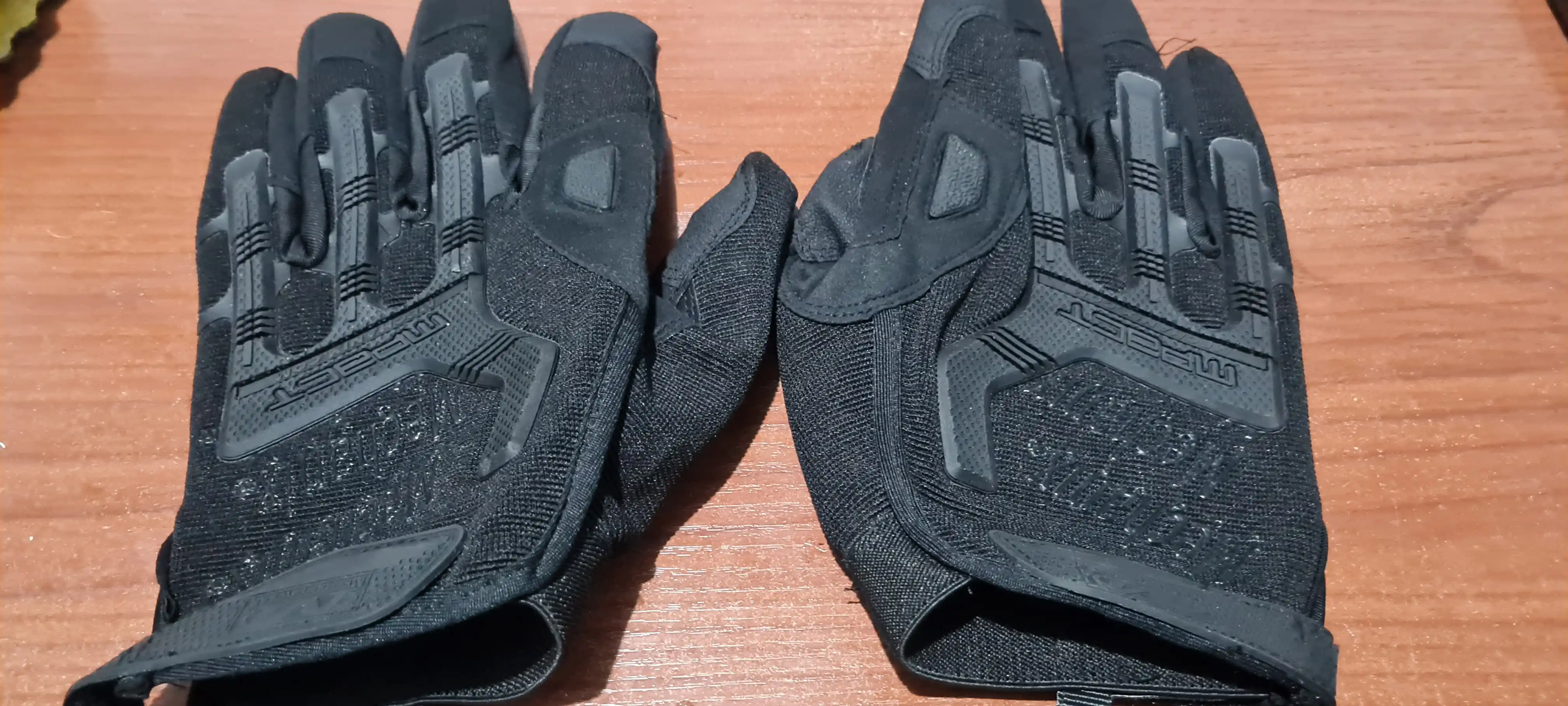 Qo'lqoplar taktik va sport uchun M-PACT, qora, xakki