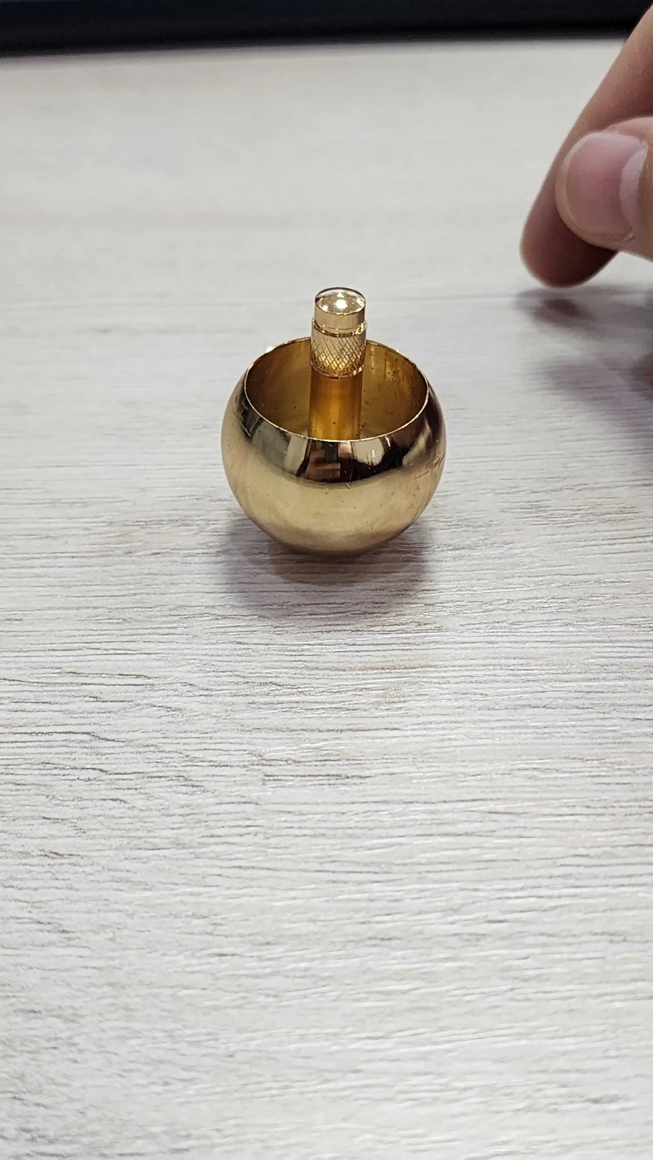 Игрушка антистресс Flip Over Top Tippe Top Energy Fidget Spinner
