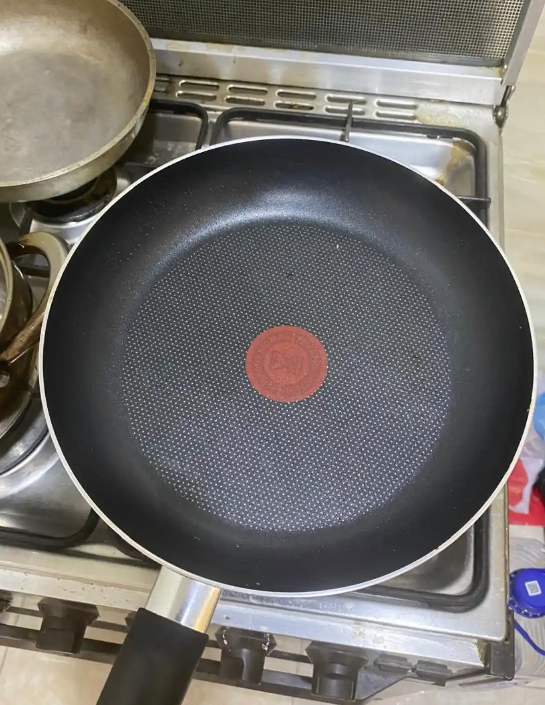 Сковорода Tefal Easy Plus 22, 24, 26, 28, блинная, вок