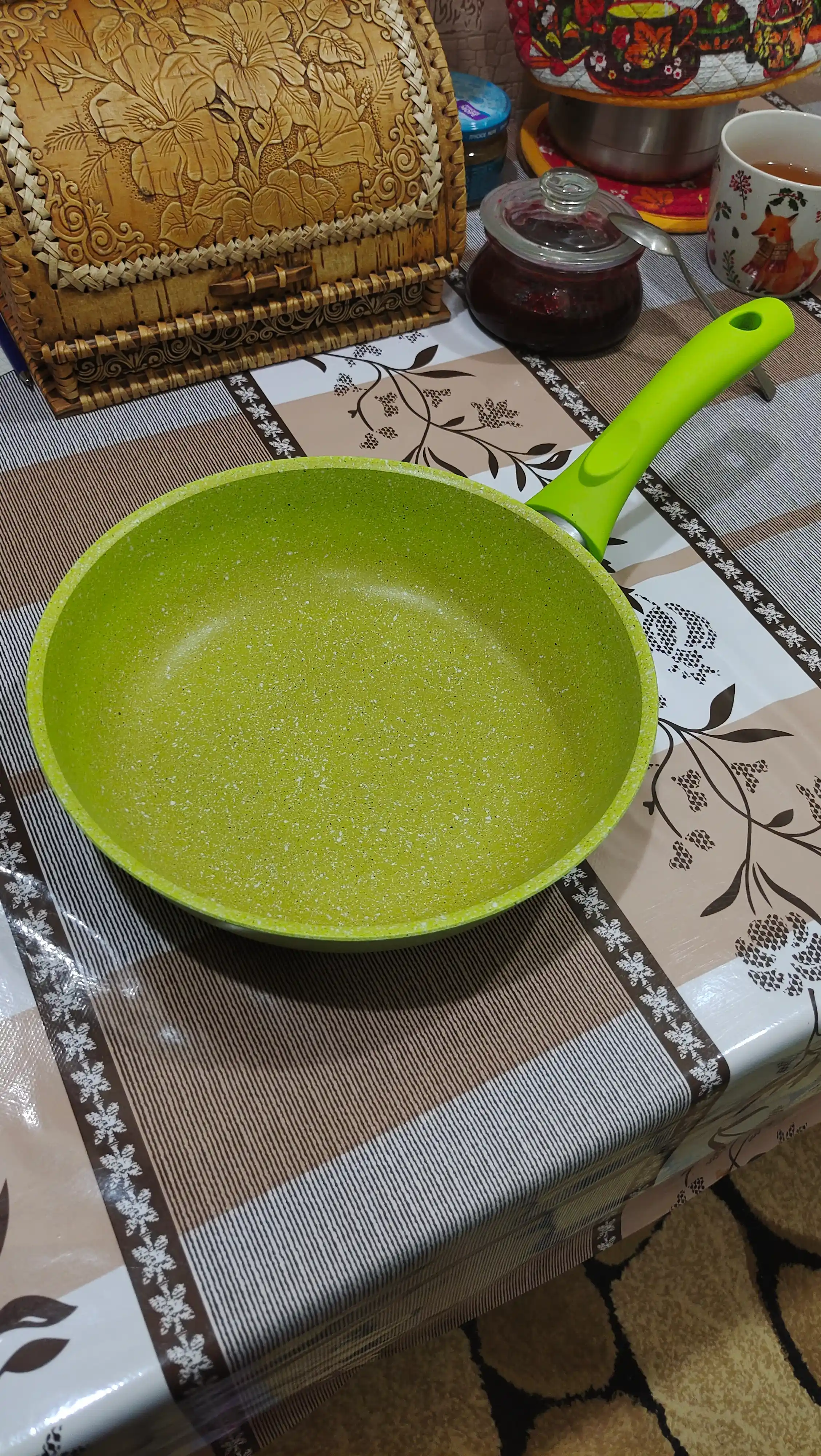 Tova Kukmara Trendy Style tutqich bilan, yopishmaydigan qoplama, laym