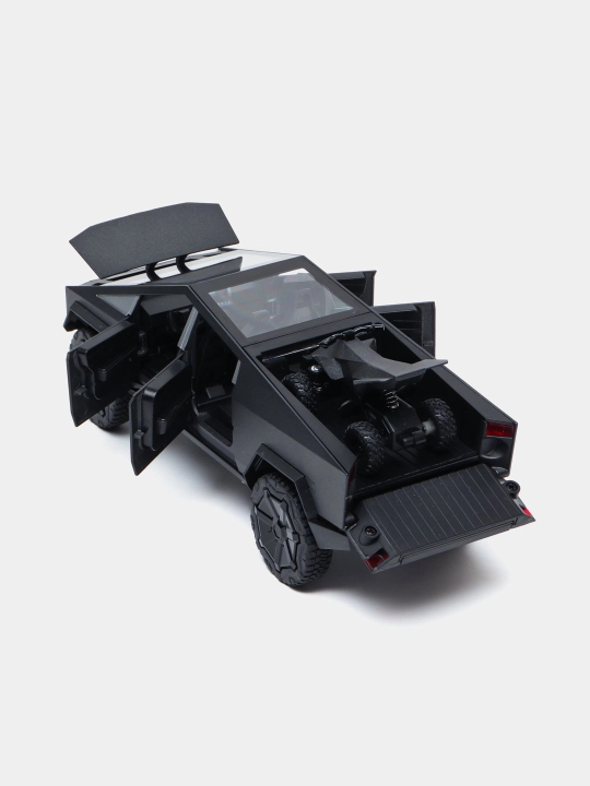 Машинка игрушка TESLA Cybertruck с эффектами 1:32