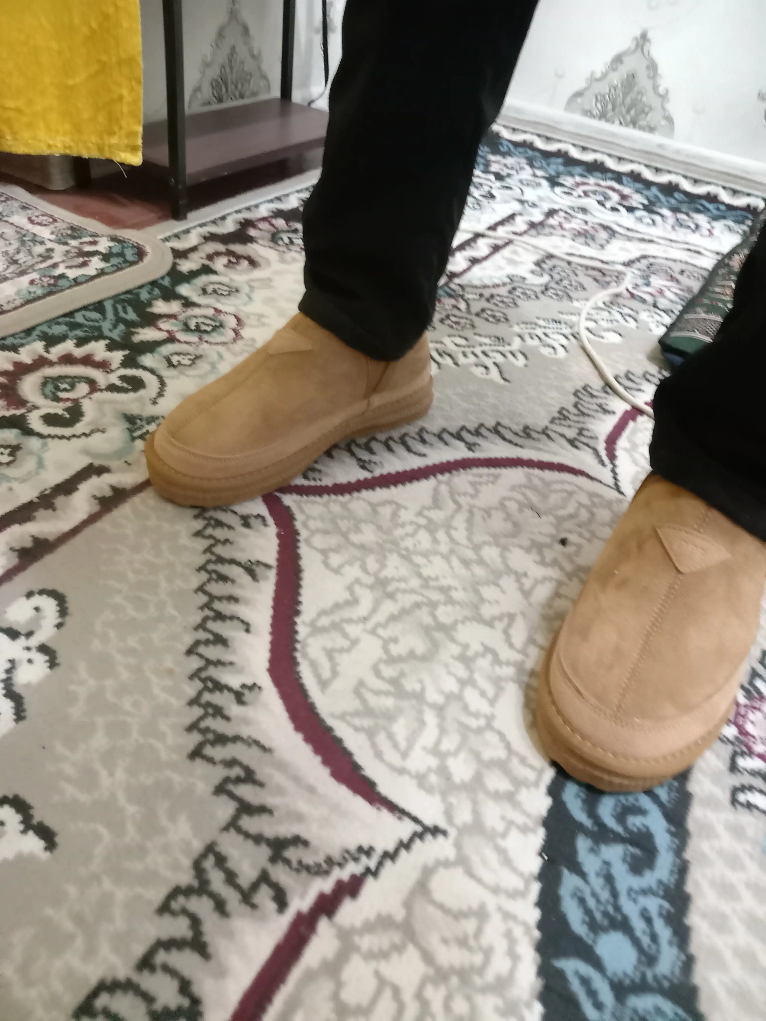 Etik mexli uggi qalin, qishga, 2 xil rang