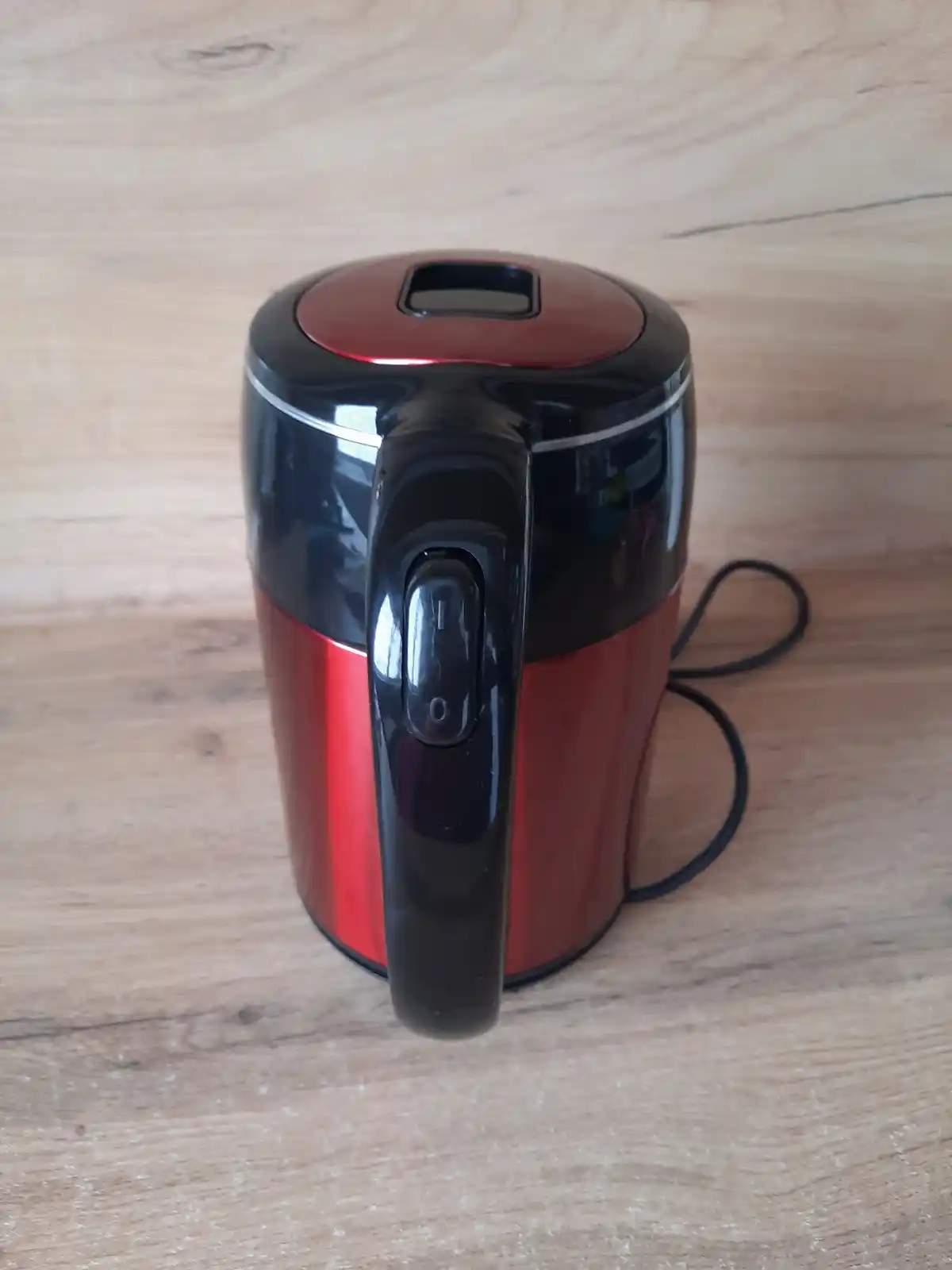 Elektr choynak, zanglamaydigan po‘lat, 1,8 l, avtomatik o‘chirish, tez isitish