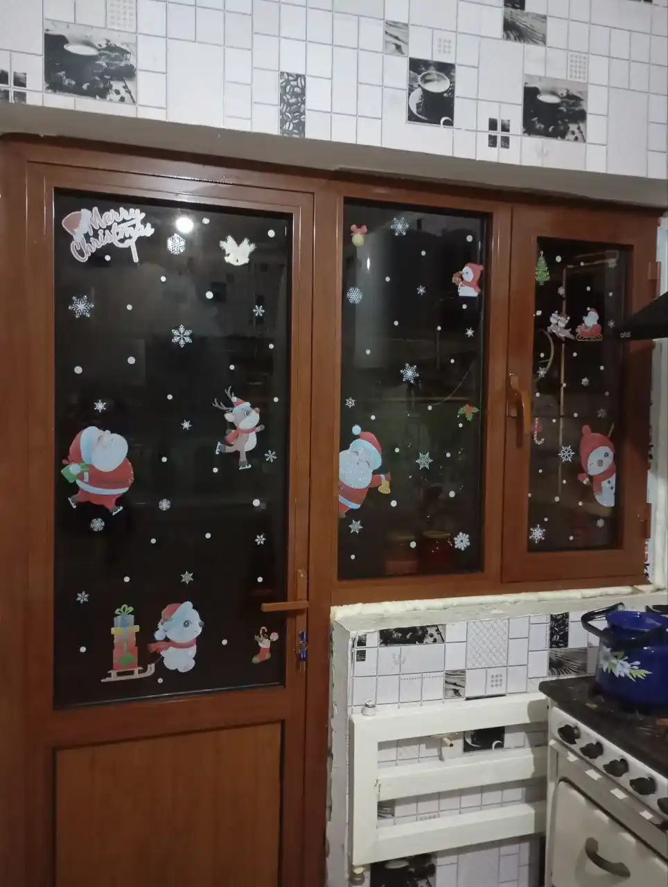 Oyna yangi yil stikerlari, ikki tomonlama, 9 qismdan iborat to'plam