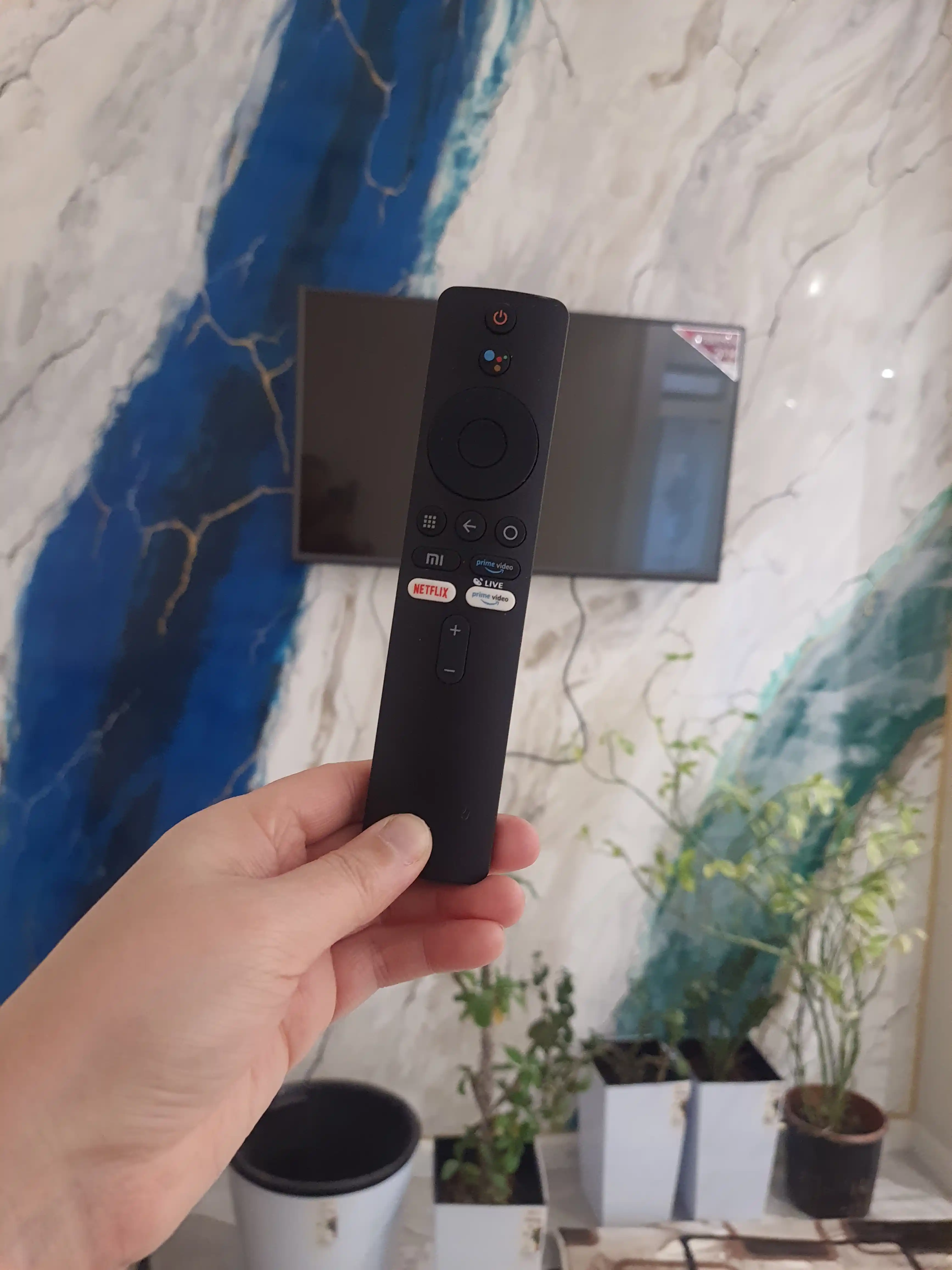 MI pult universal, pristavkalar, TV, Stick, Box uchun, ovozli buyruq bilan