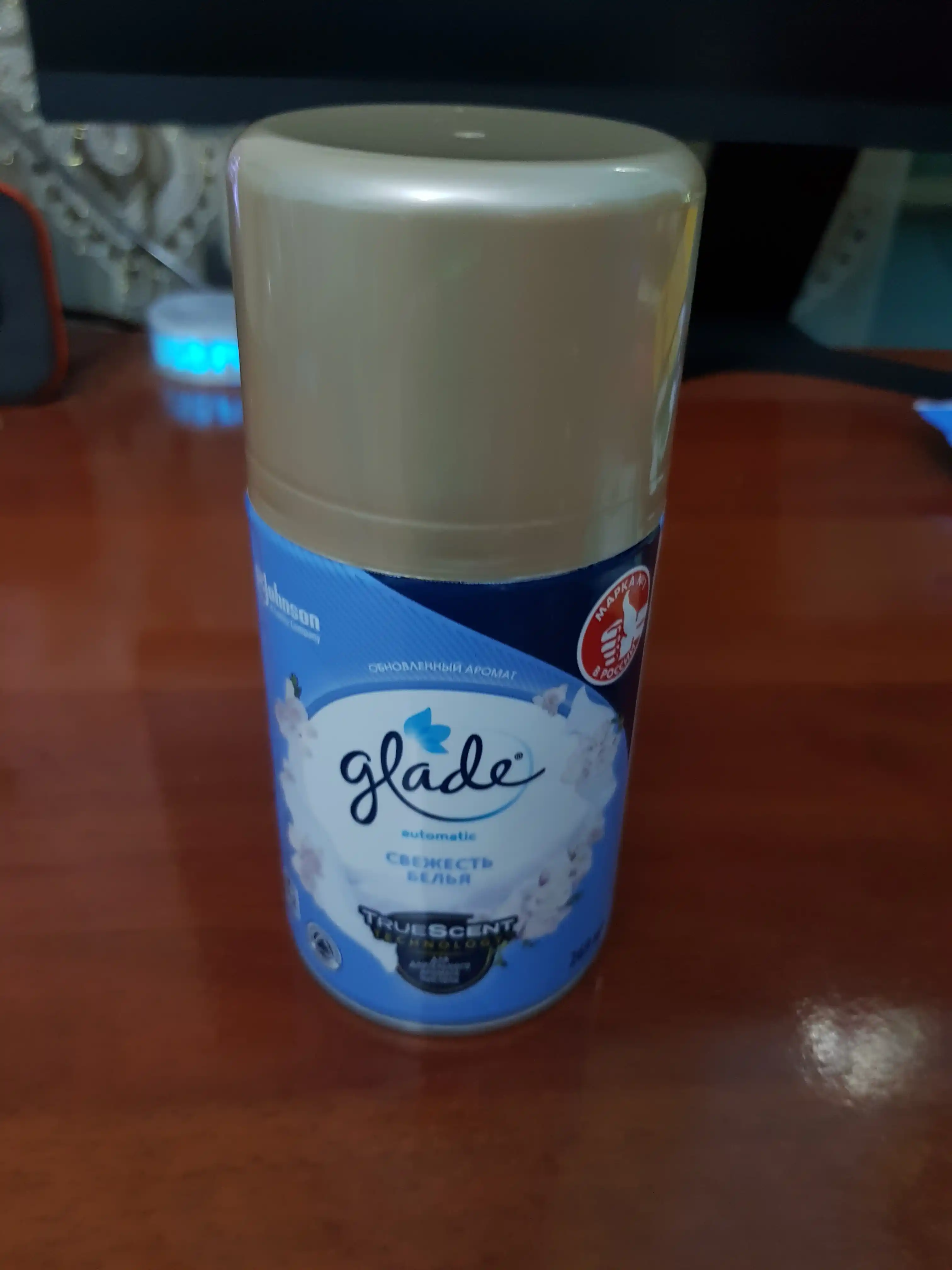 Освежитель воздуха Glade свежесть белья, 269 мл