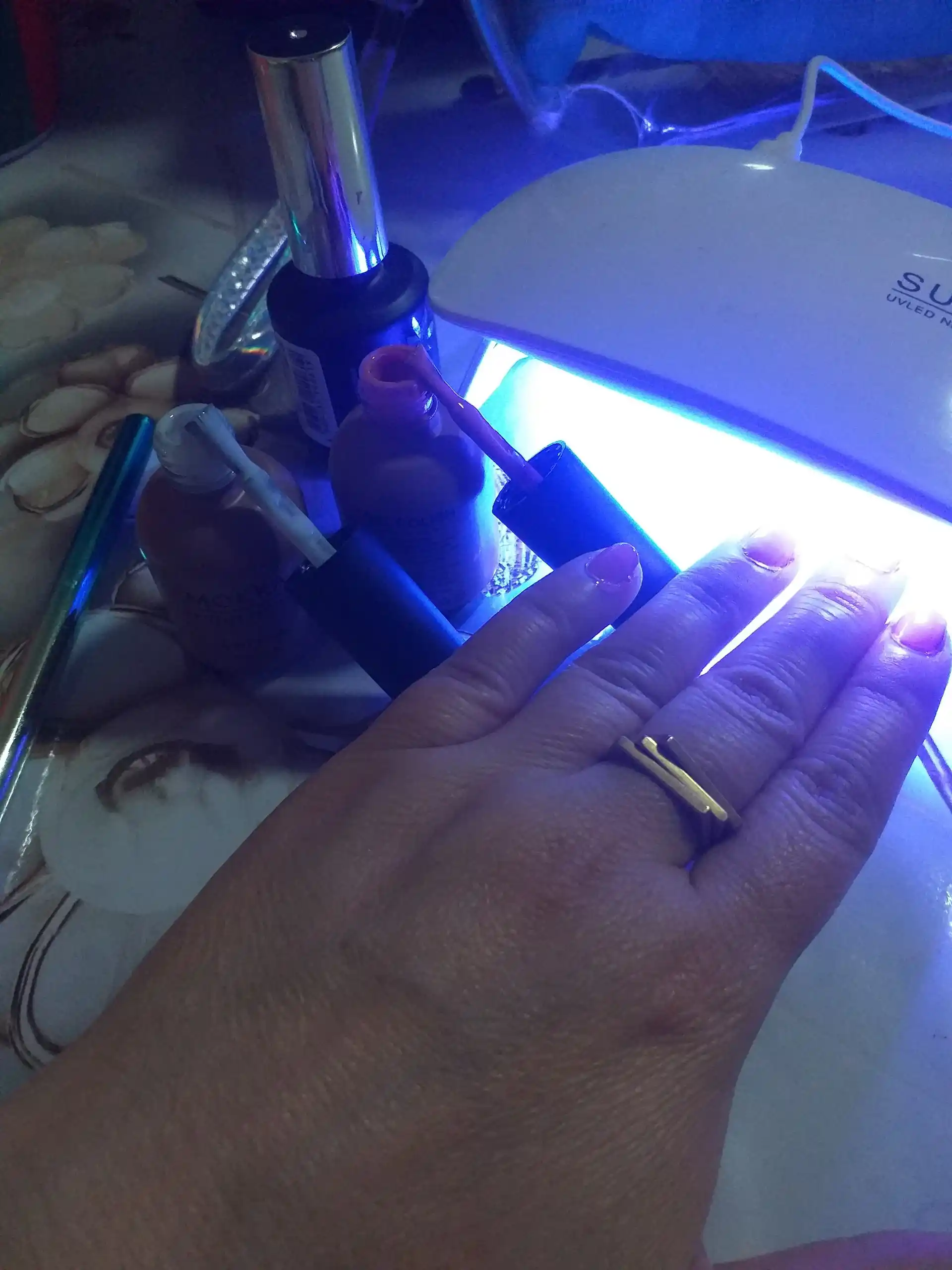 Rangli jel lak MOKKA, UV/LED chiroqda quriting, 8 ml
