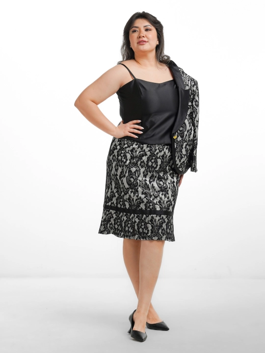 LIZZA MODA ayollar kostyumi