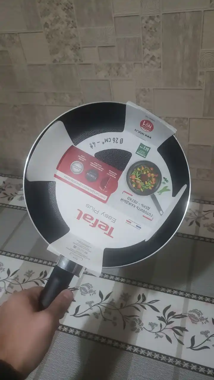 Сковорода Tefal Easy Plus 22, 24, 26, 28, блинная, вок